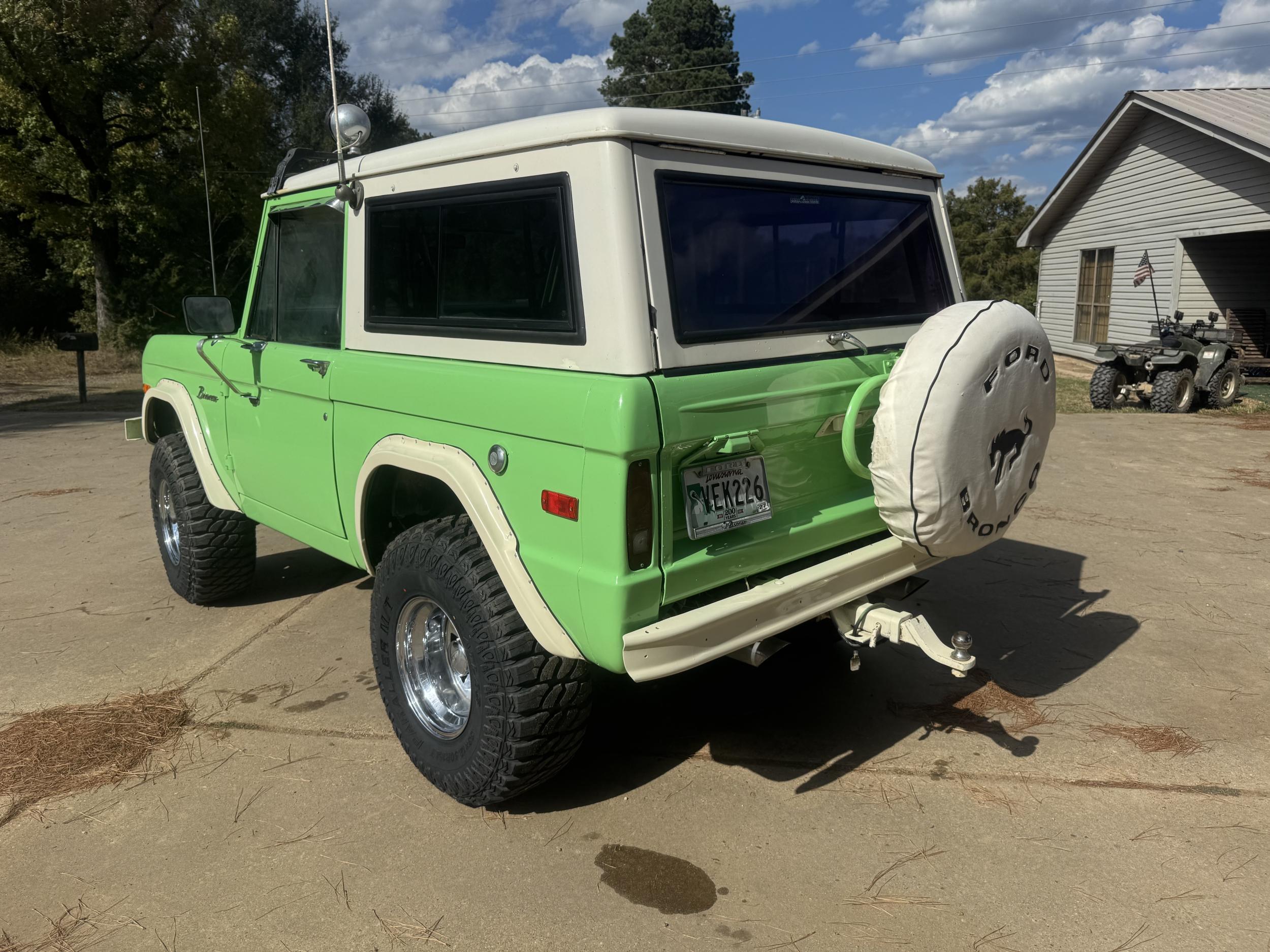 Sold: 1974 Ford Bronco