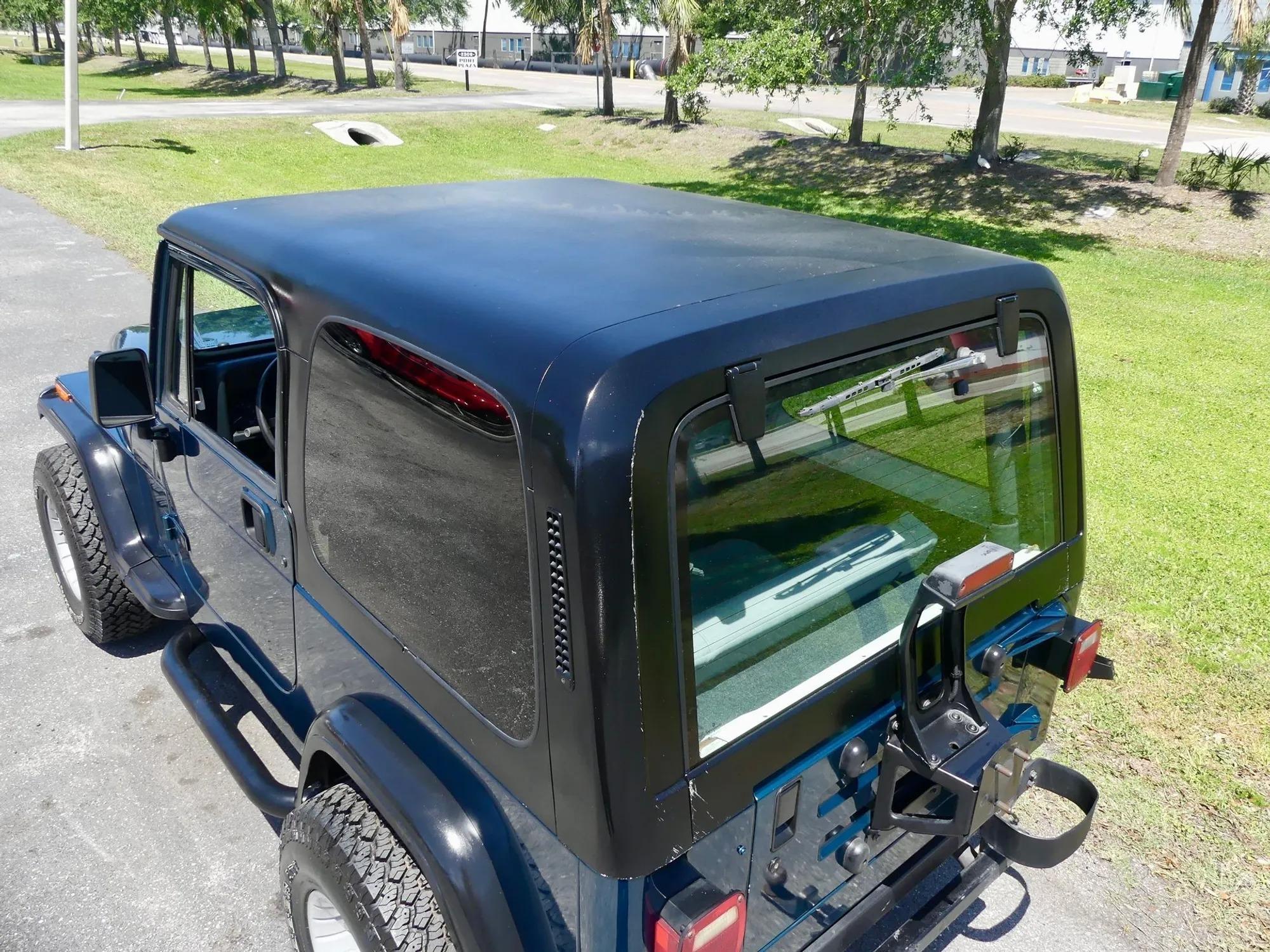 1995 Jeep Wrangler S