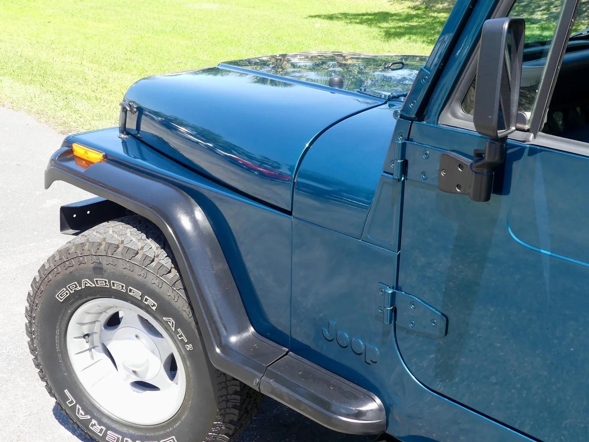 1995 Jeep Wrangler S