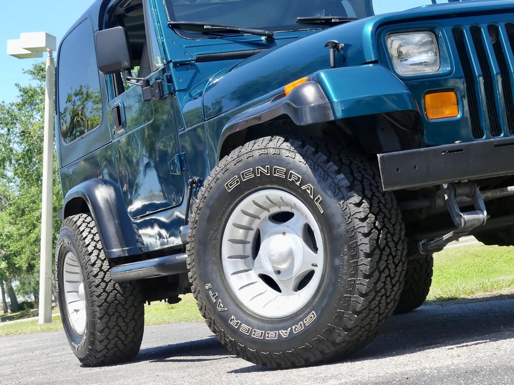1995 Jeep Wrangler S