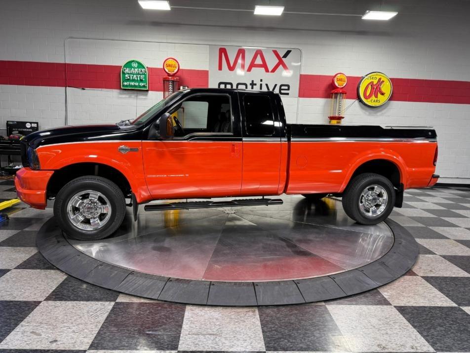 2004 Ford F-250 Harley-Davidson Edition - 2