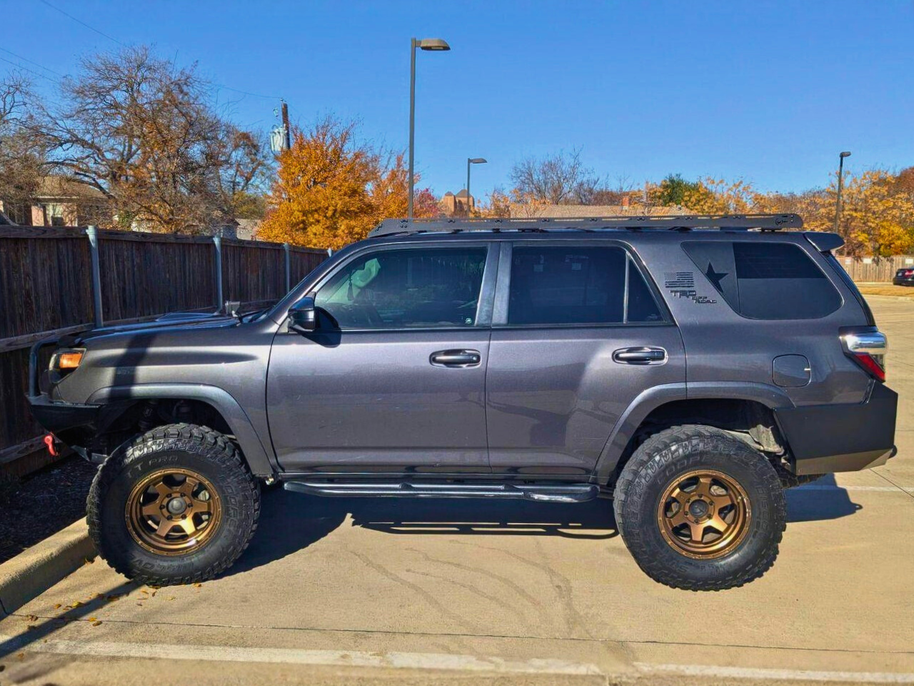 2018 Toyota 4Runner TRD Off-Road Premium-1