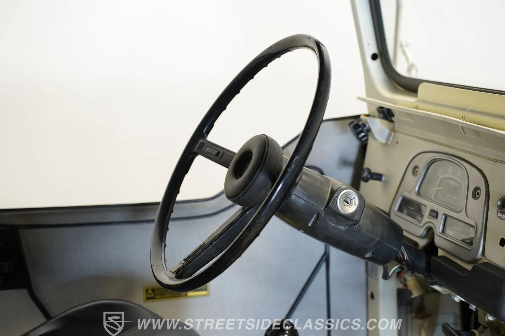 1974 Toyota Land Cruiser FJ40