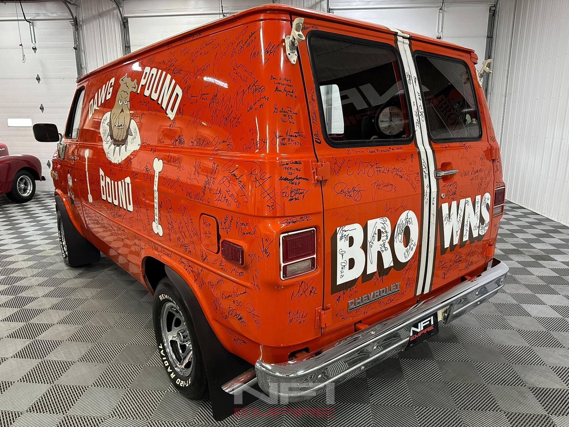 1982 Chevrolet G10 Van