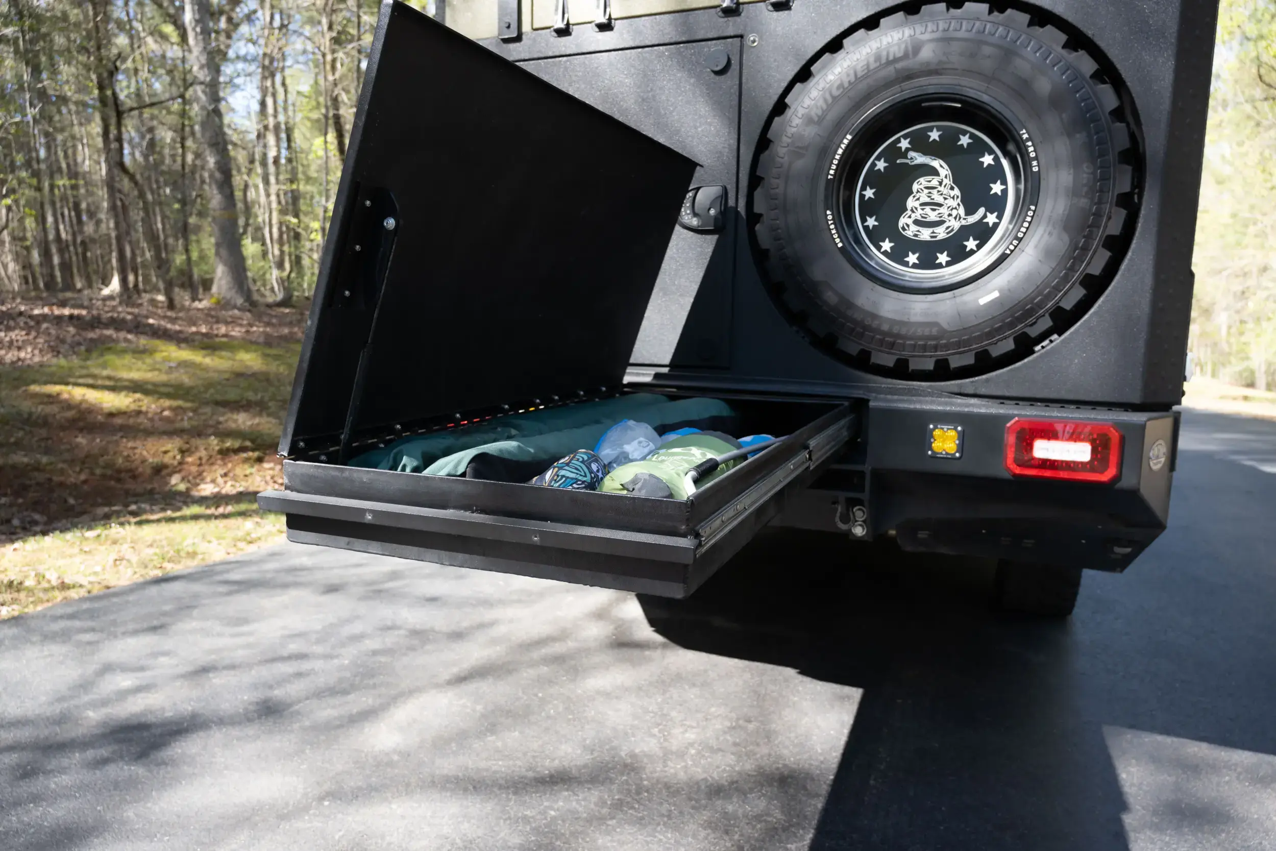 2021 Ford F-550 Expedition Vehicle