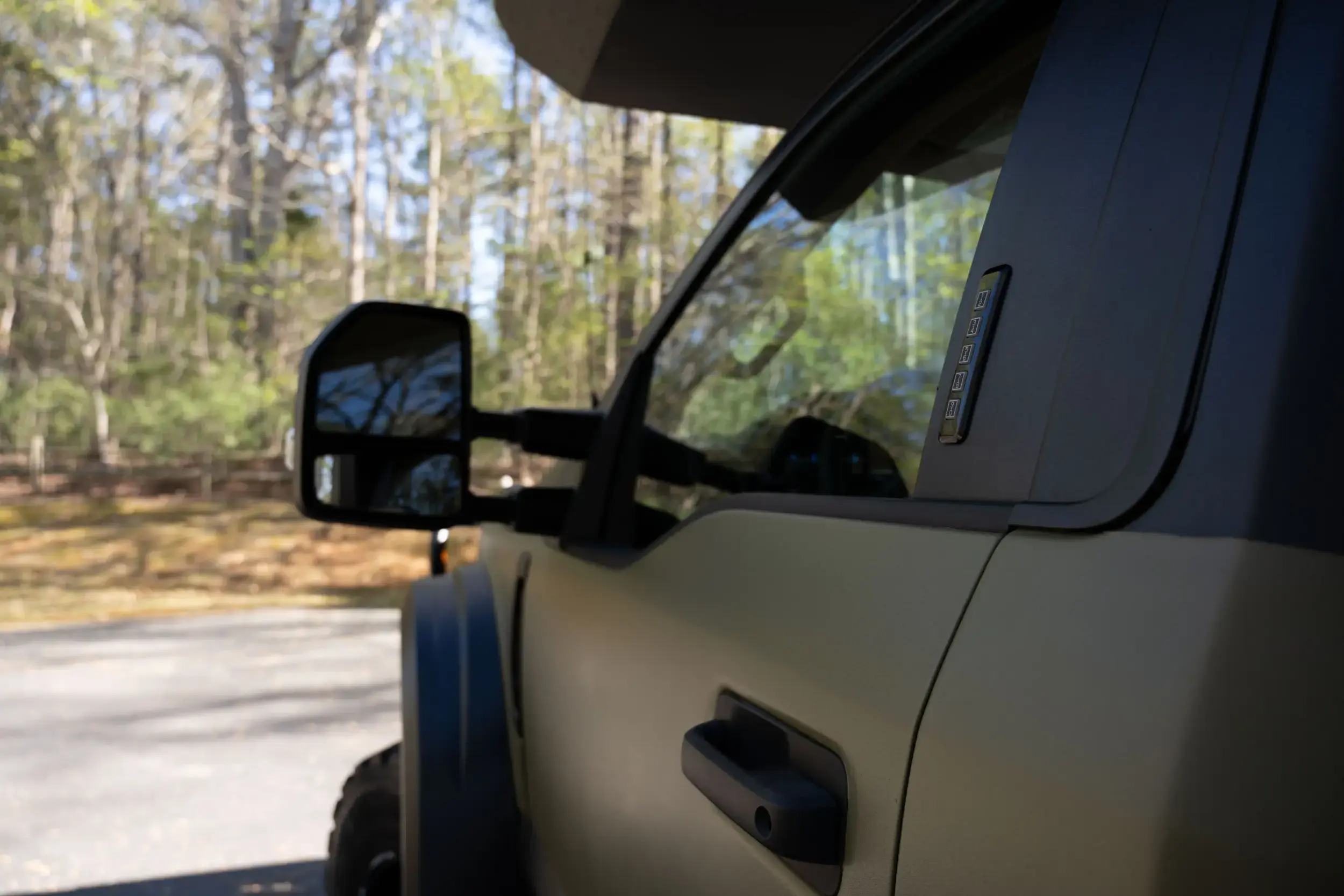 2021 Ford F-550 Expedition Vehicle