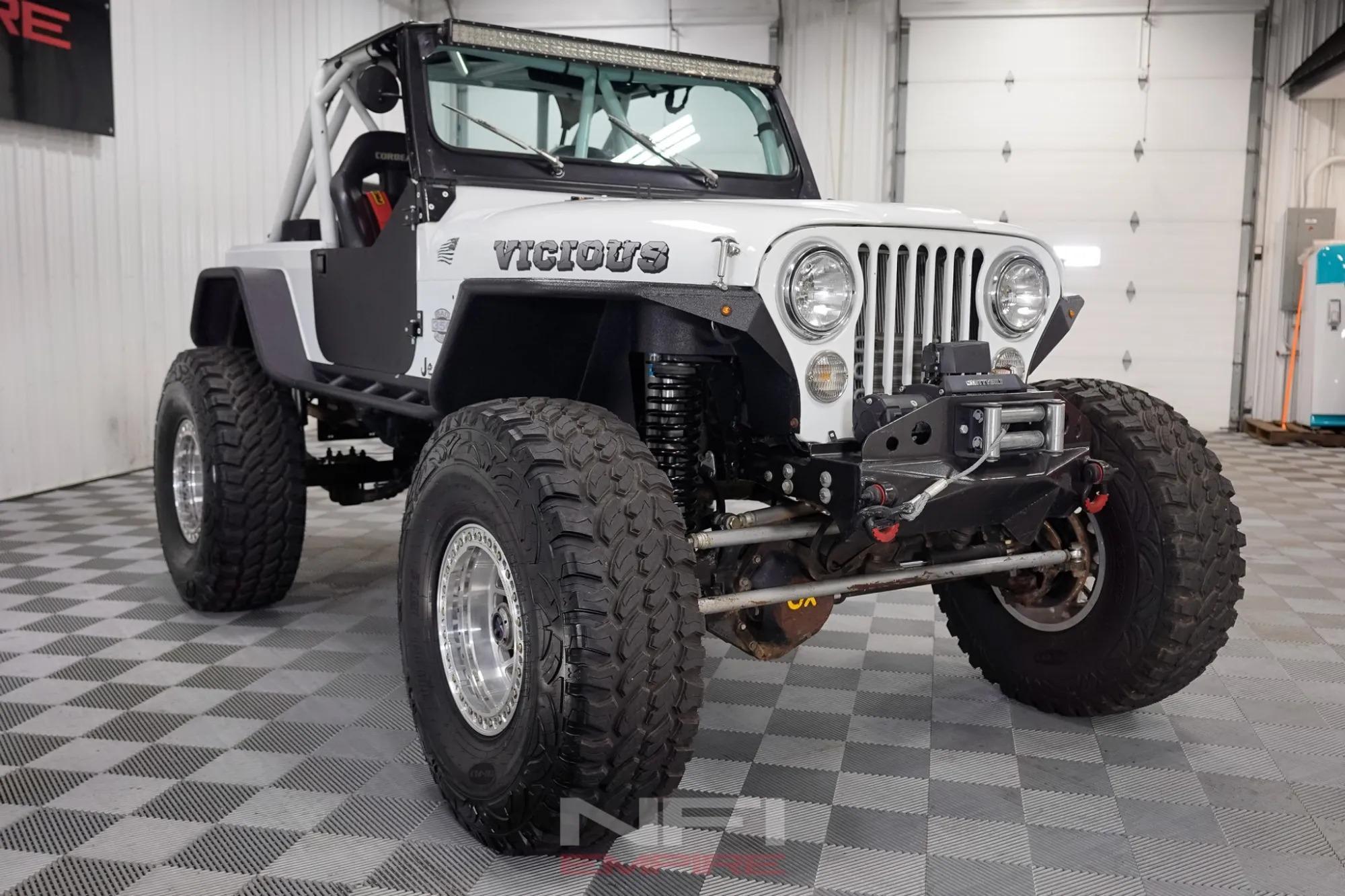 Modified 1979 Jeep CJ-7 - 3