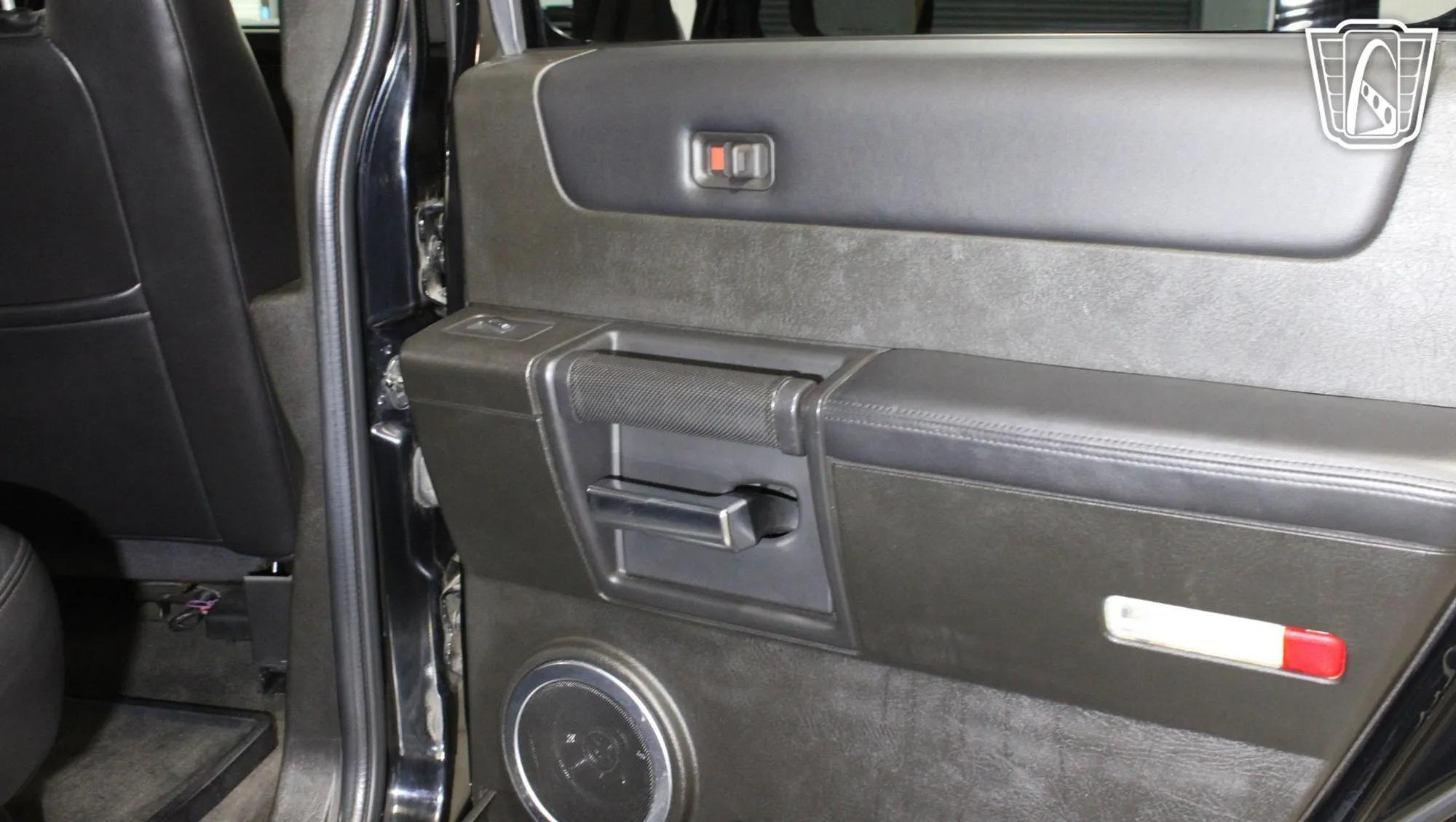 2005 Hummer H2 SUT