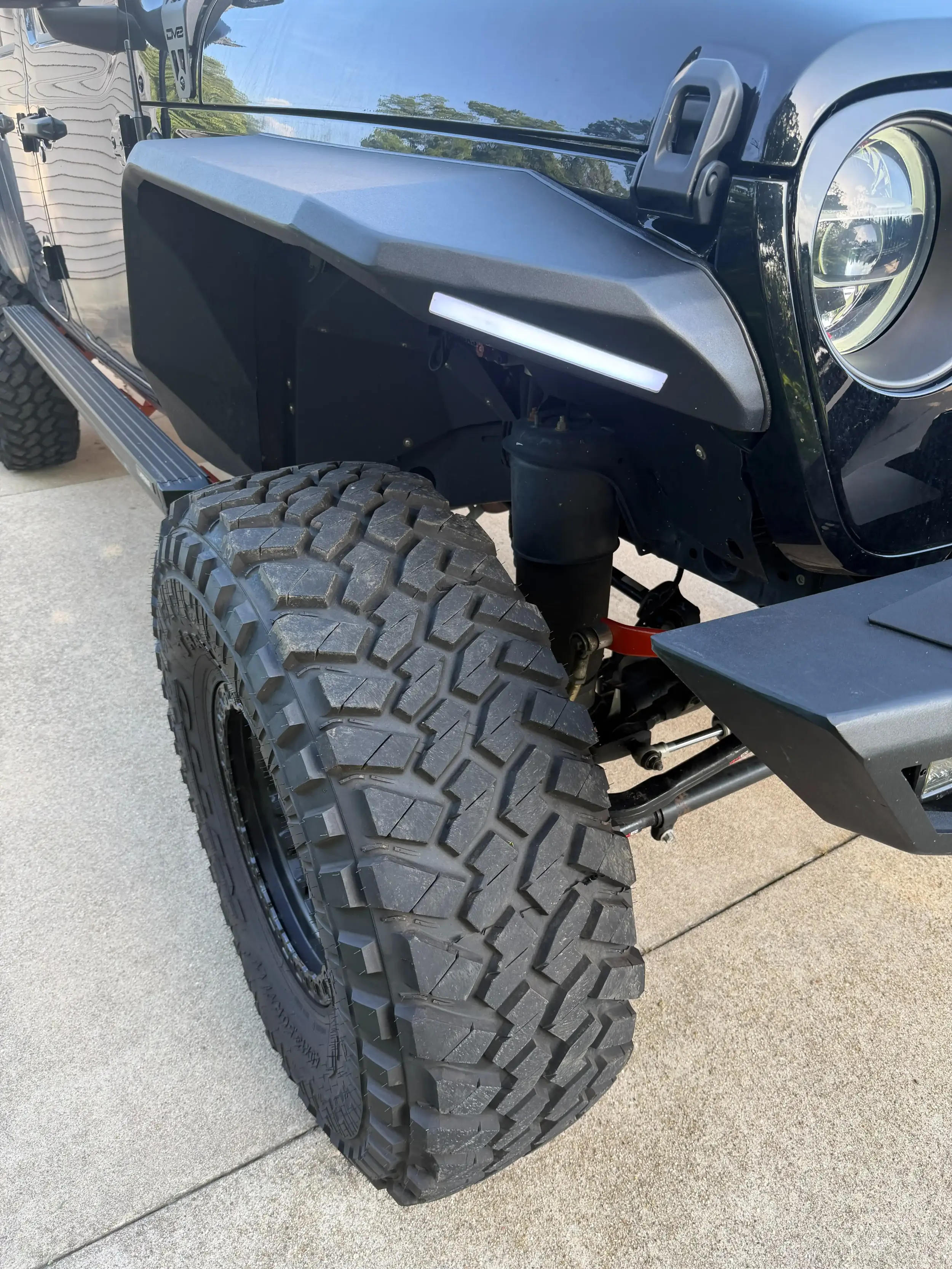 Modified 2022 Jeep Gladiator Mojave