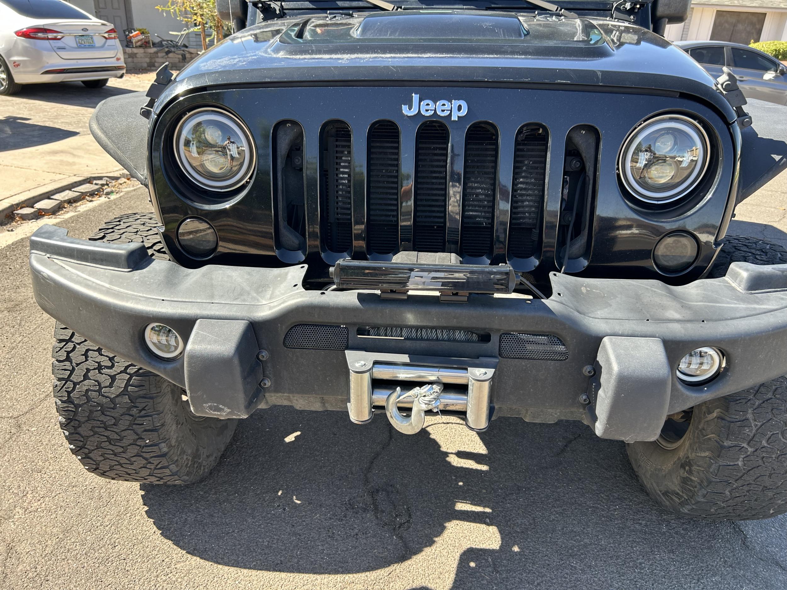 2012 Jeep Wrangler Unlimited MW3 Special Edition - 3