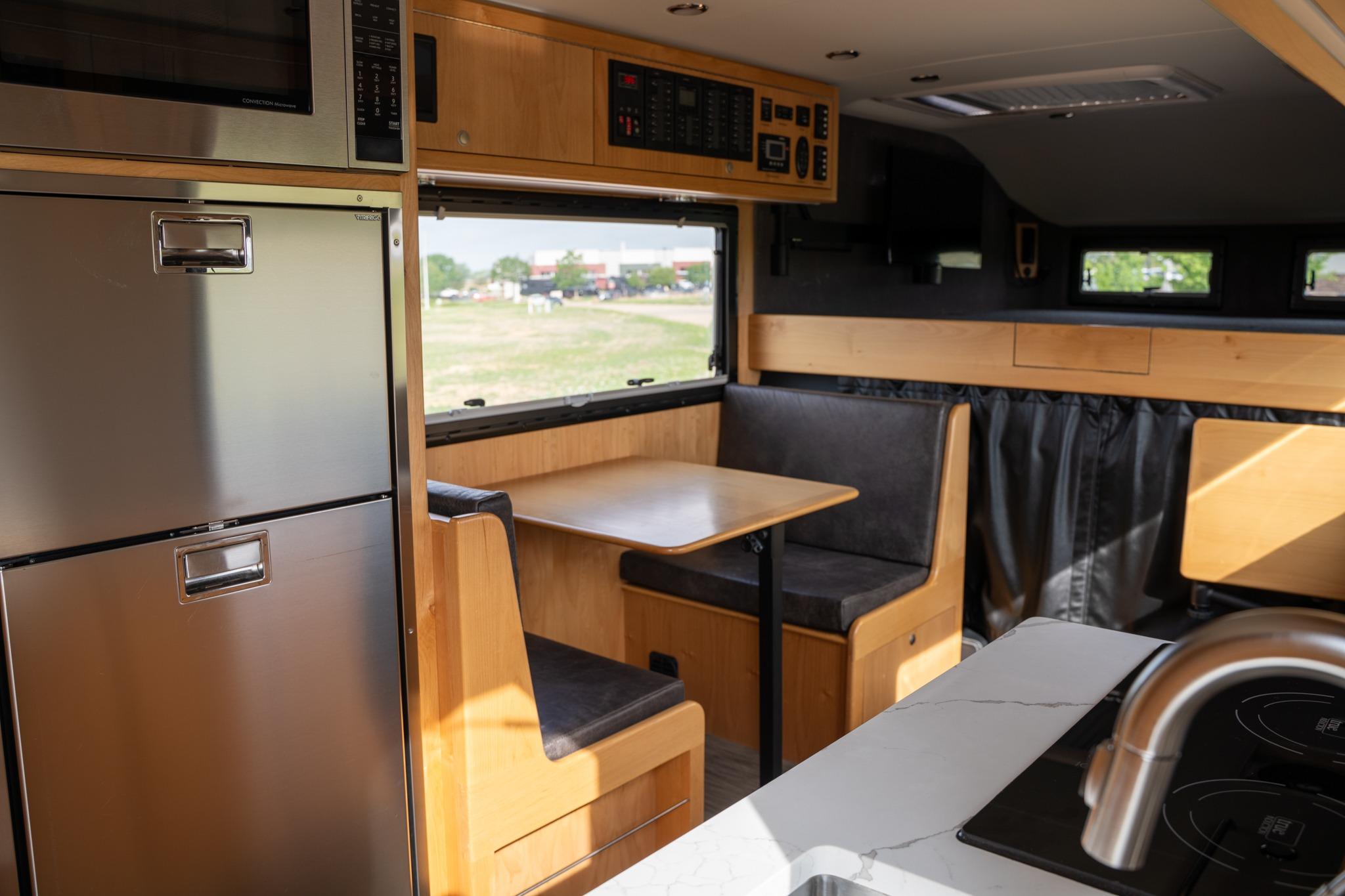 2019 EarthRoamer XV-LTS 229 - 5