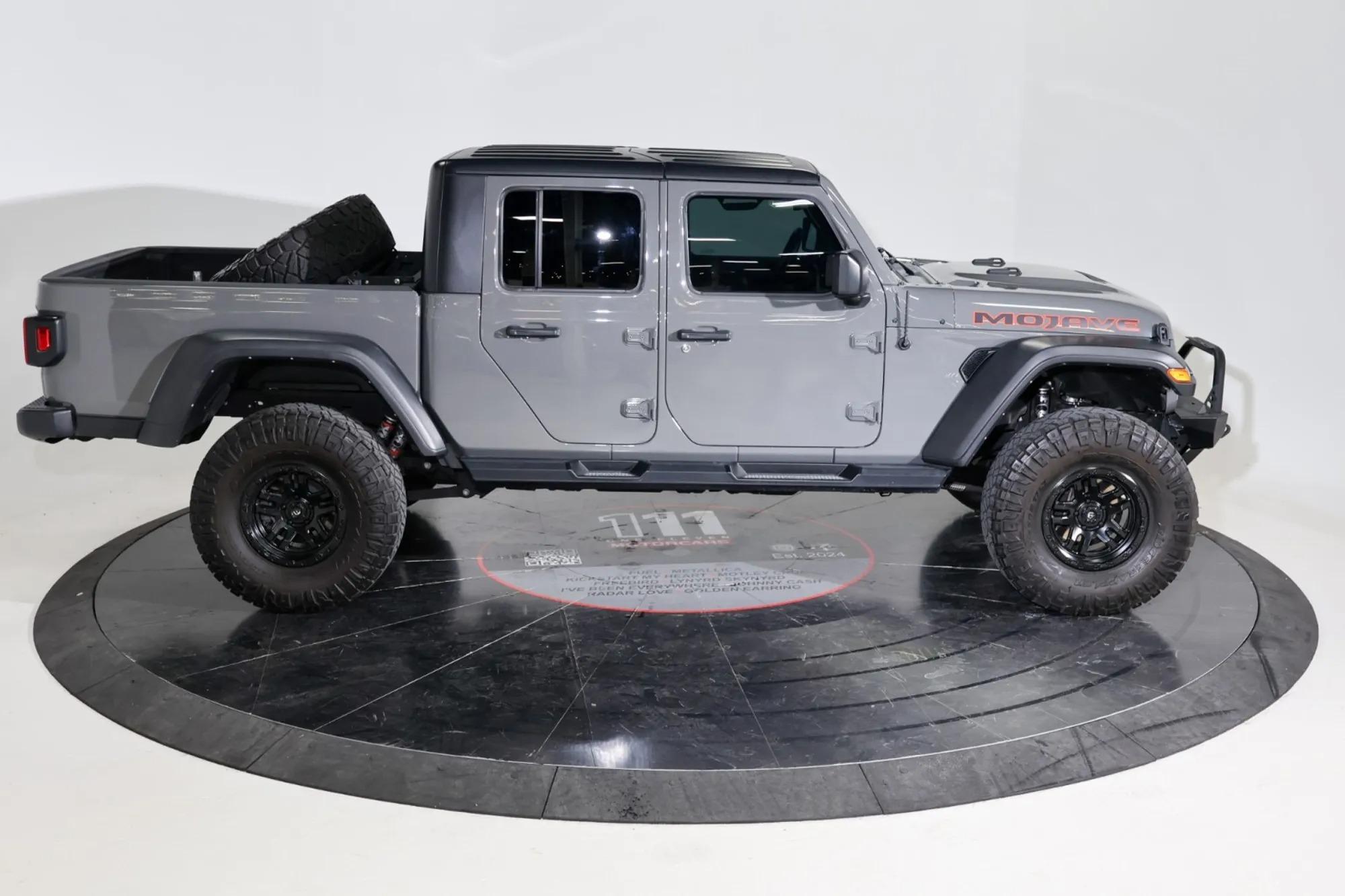 392-Powered 2021 Jeep Gladiator Mojave AMW Build