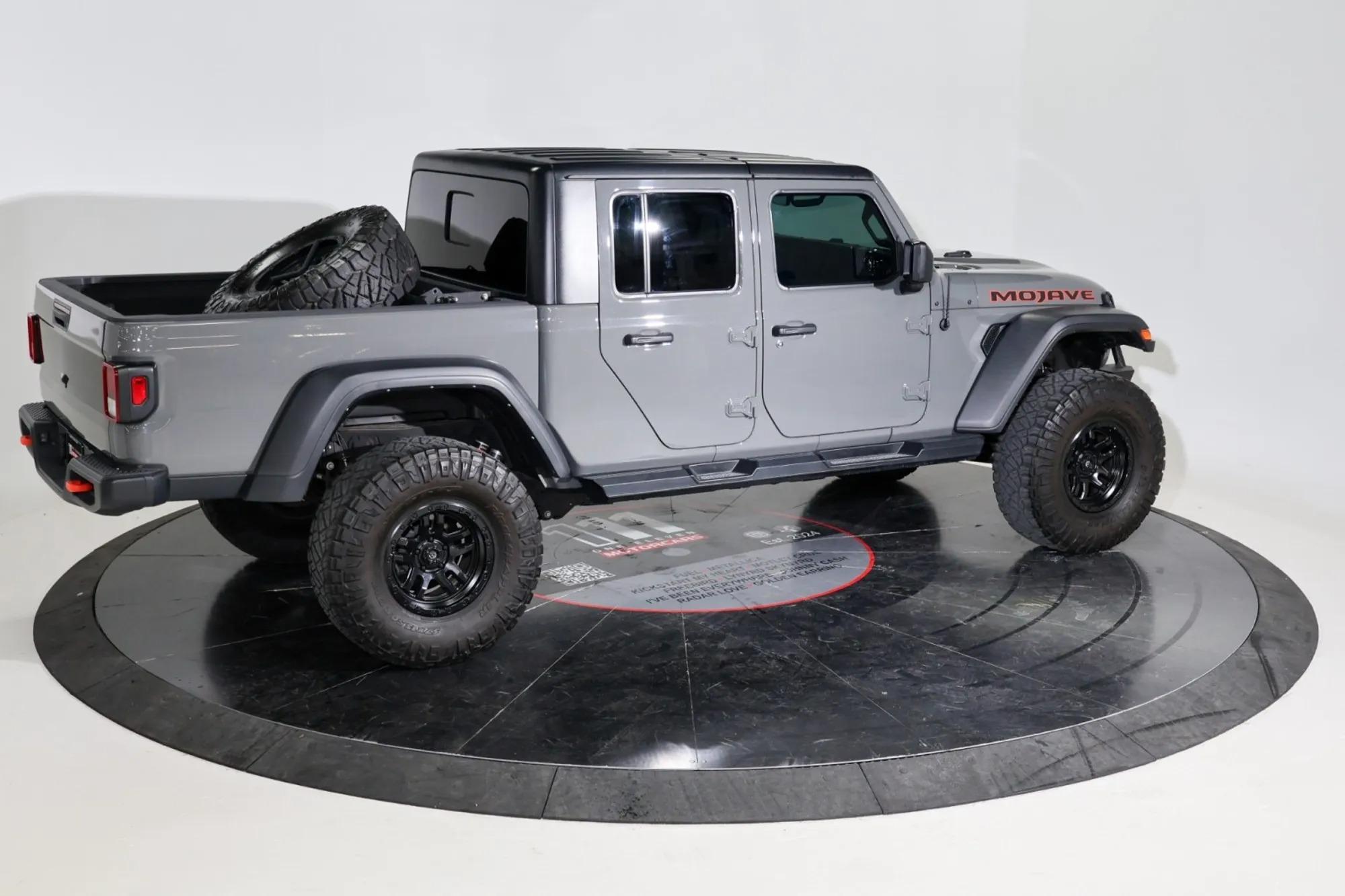 392-Powered 2021 Jeep Gladiator Mojave AMW Build