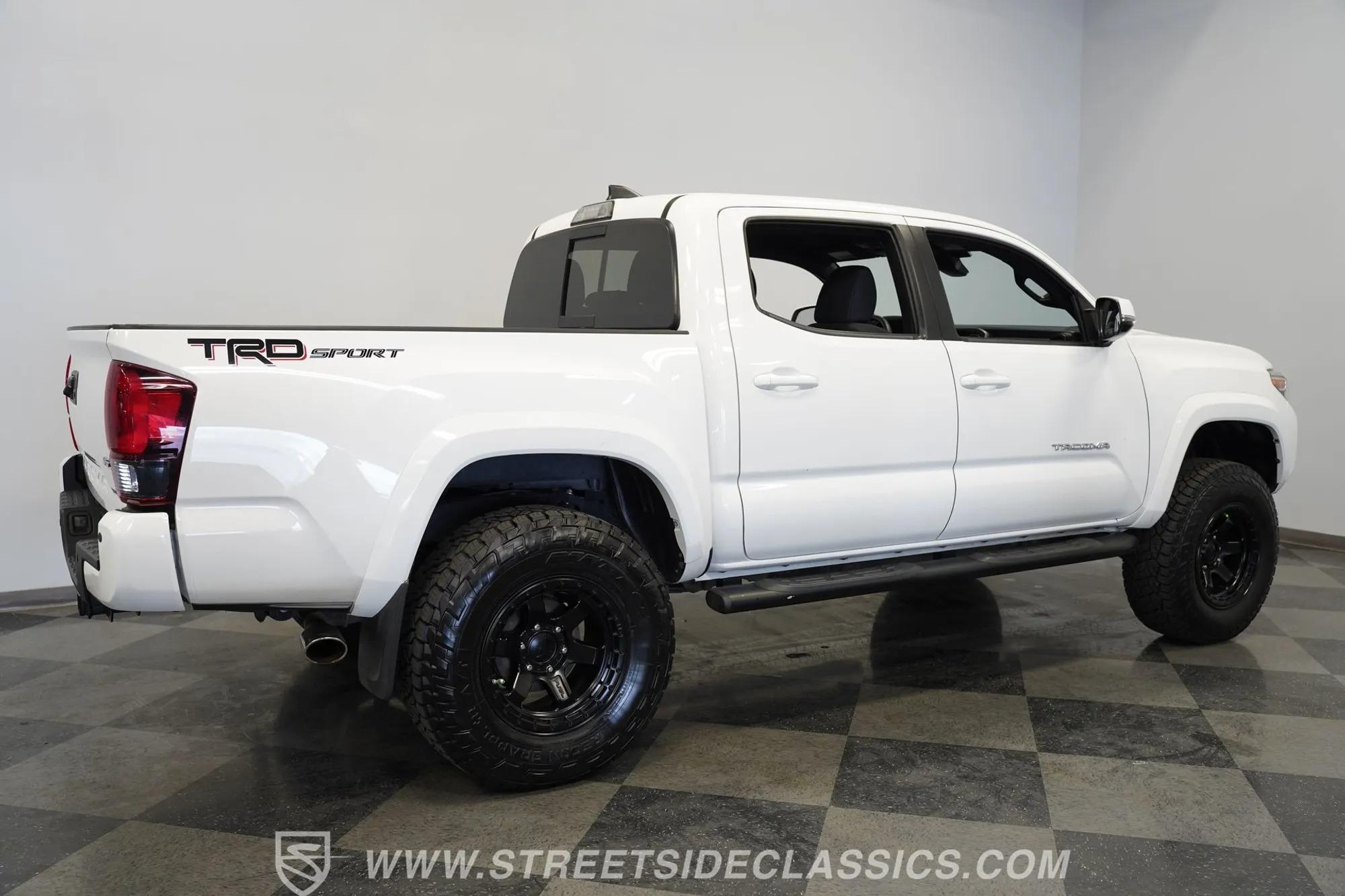2018 Toyota Tacoma TRD Sport