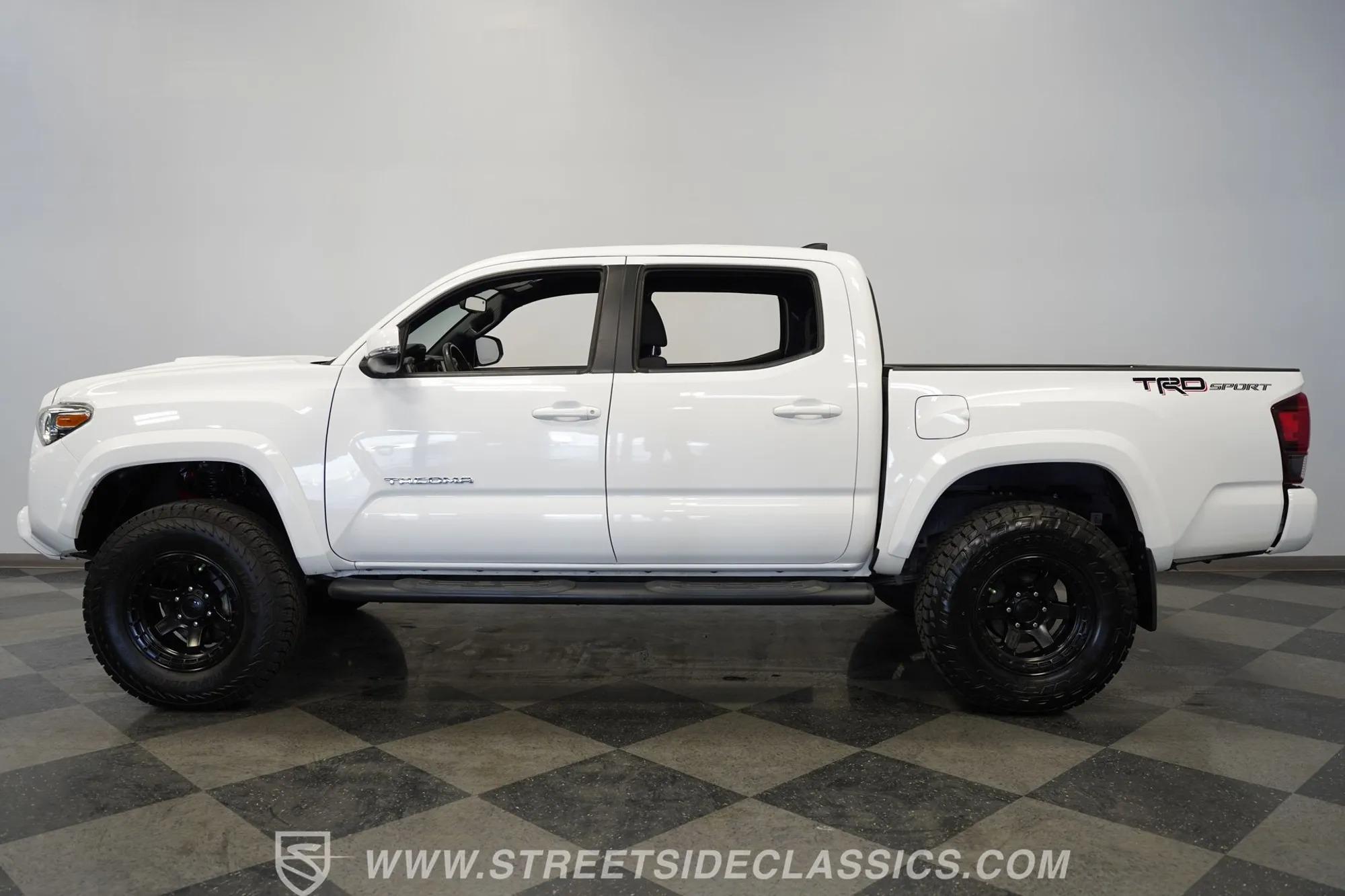 2018 Toyota Tacoma TRD Sport