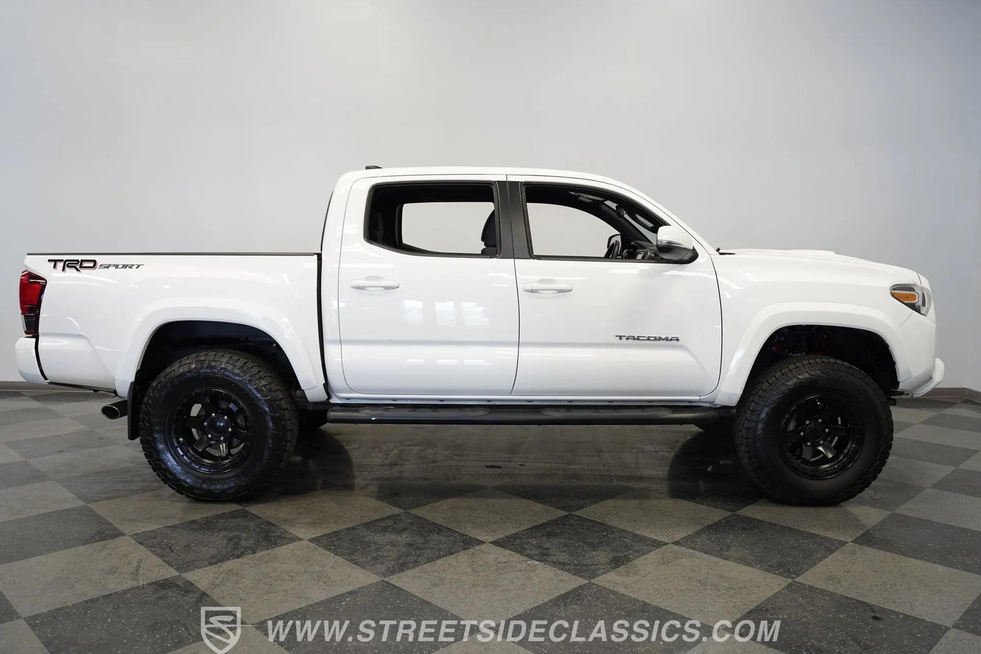 2018 Toyota Tacoma TRD Sport