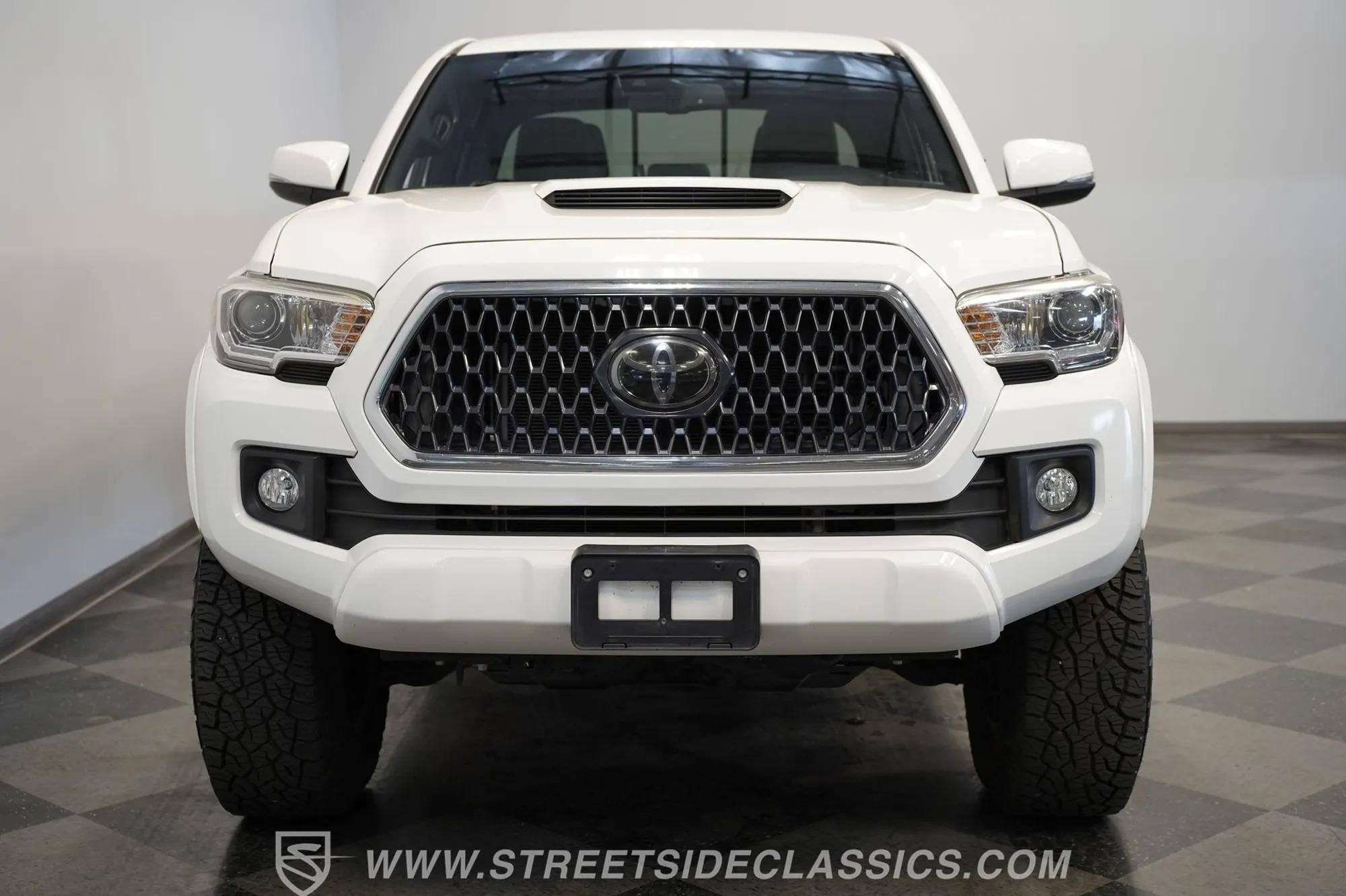 2018 Toyota Tacoma TRD Sport