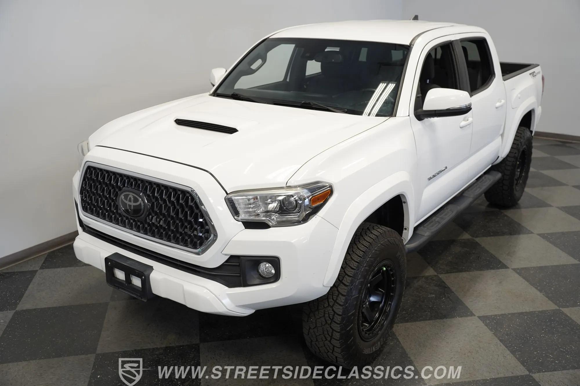 2018 Toyota Tacoma TRD Sport
