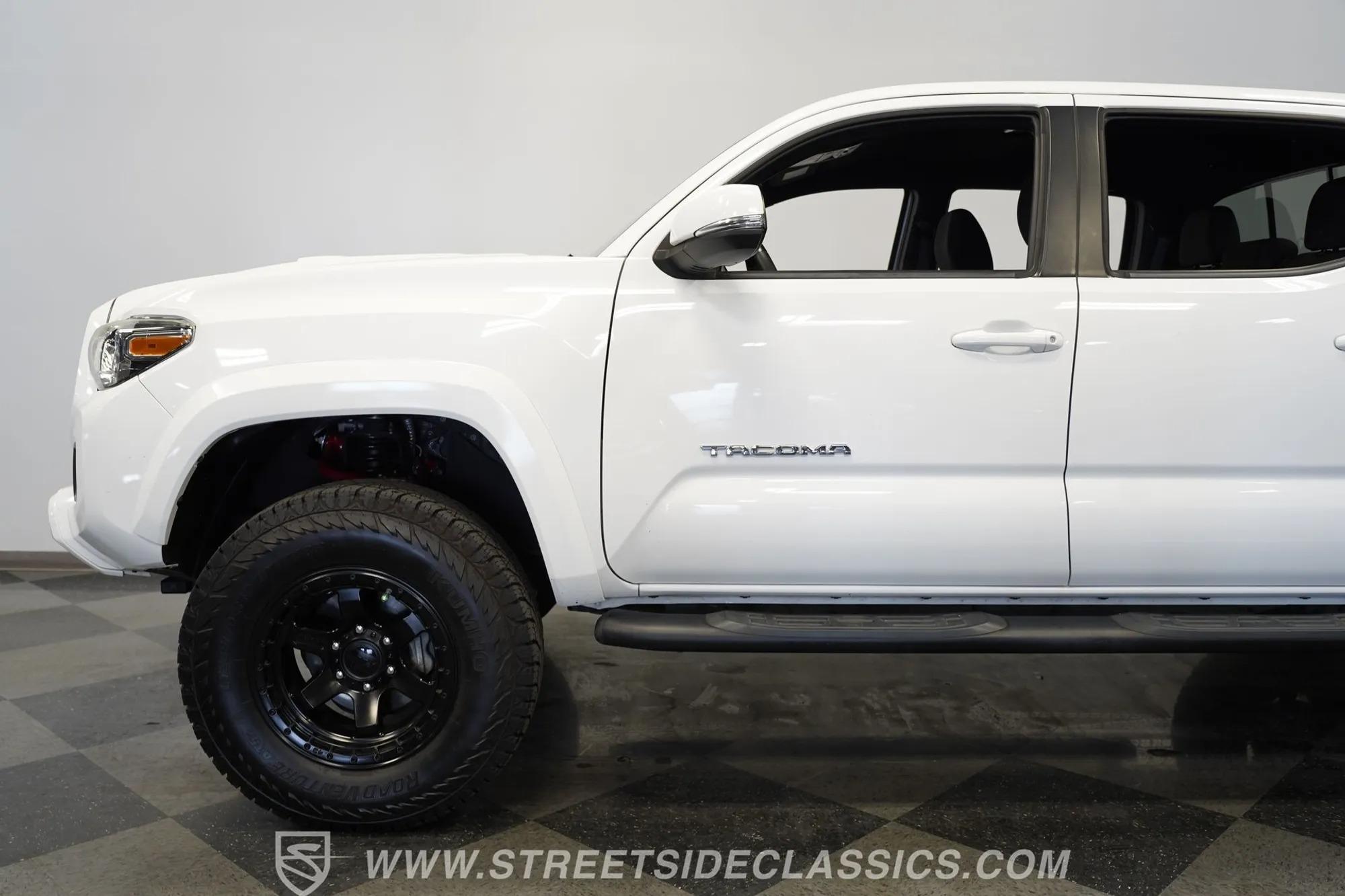 2018 Toyota Tacoma TRD Sport