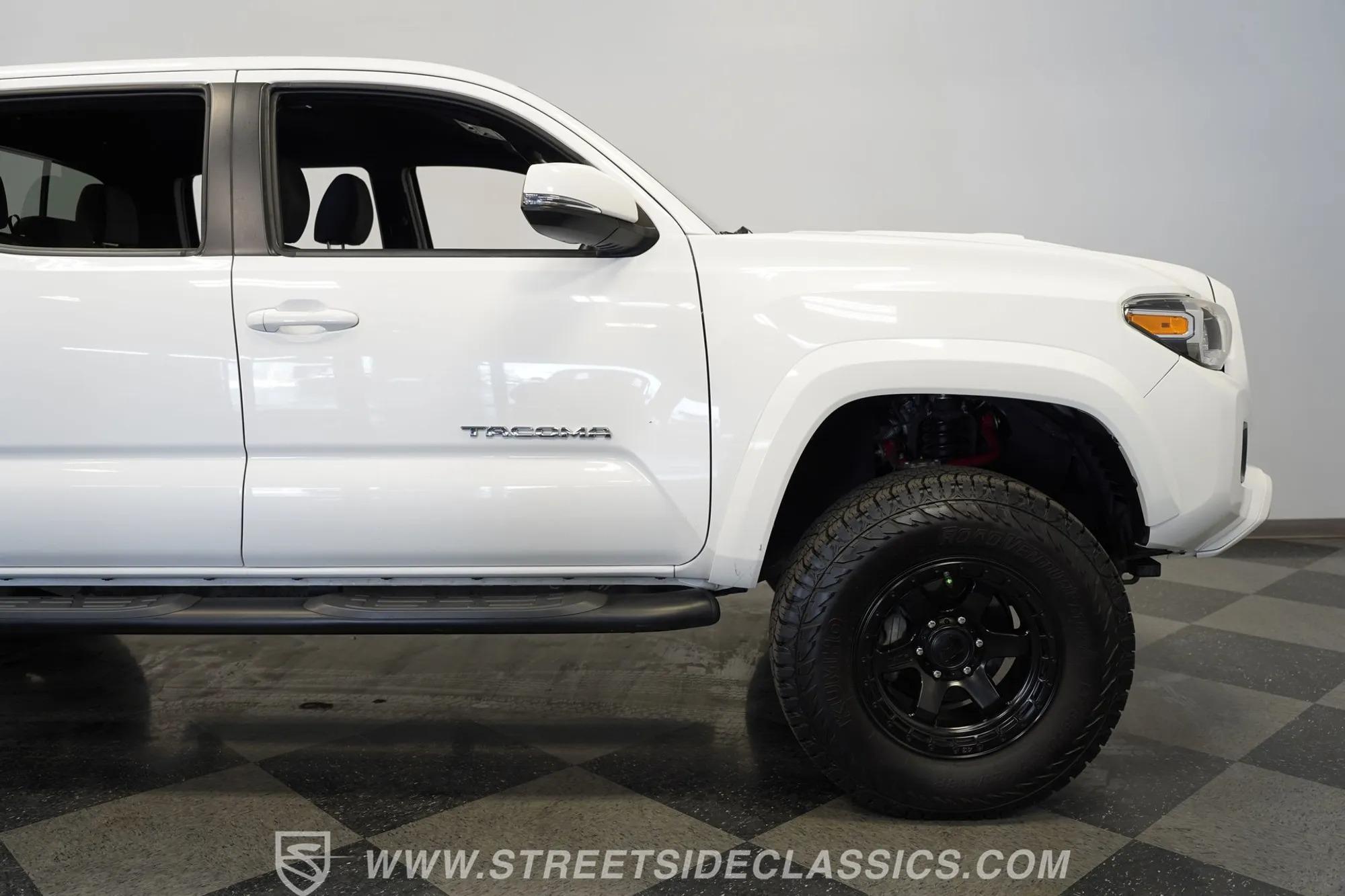 2018 Toyota Tacoma TRD Sport
