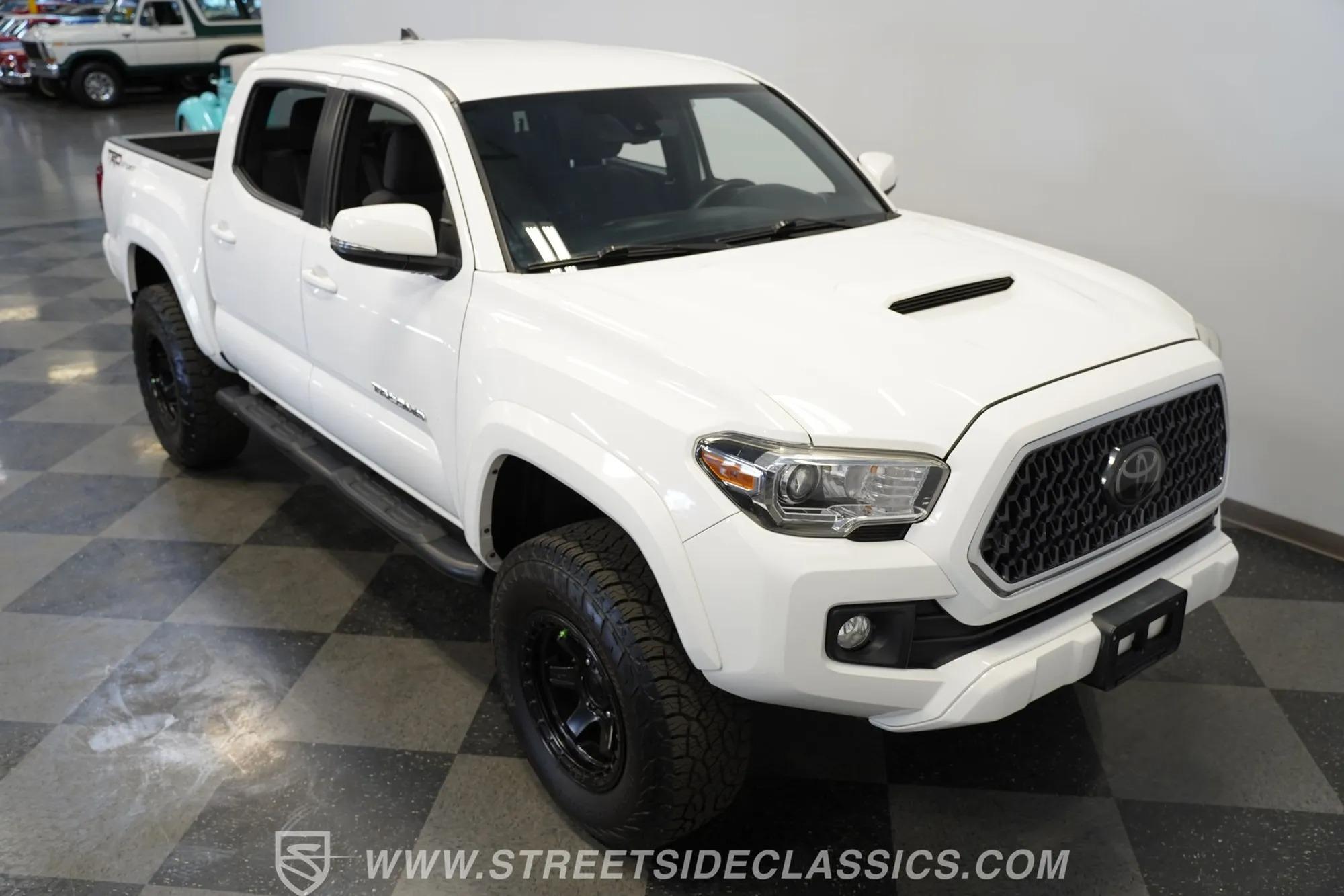 2018 Toyota Tacoma TRD Sport