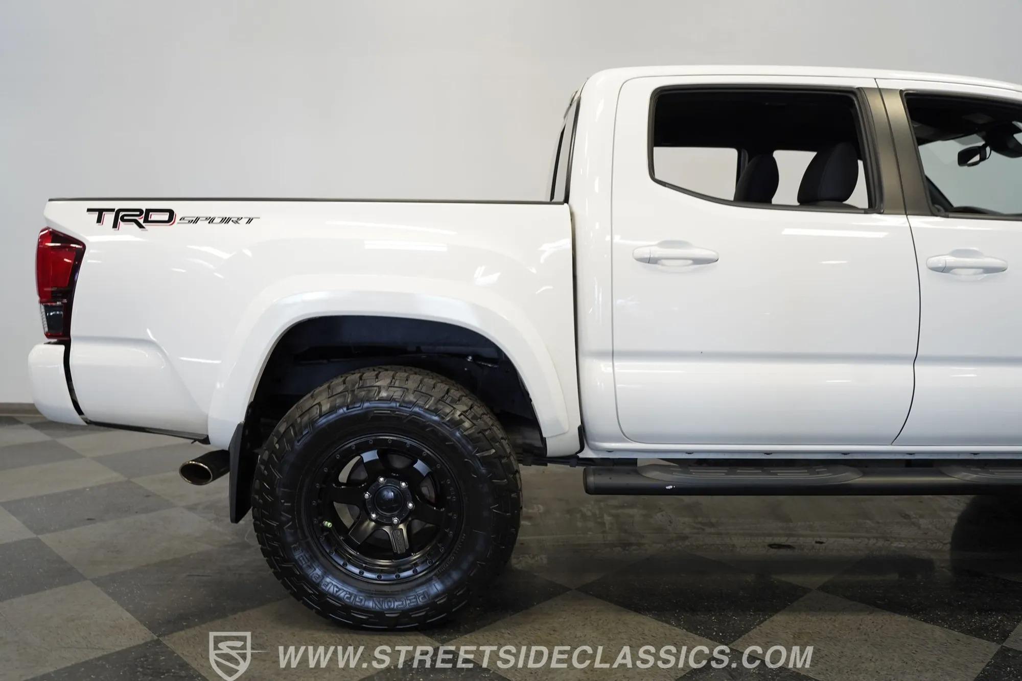 2018 Toyota Tacoma TRD Sport