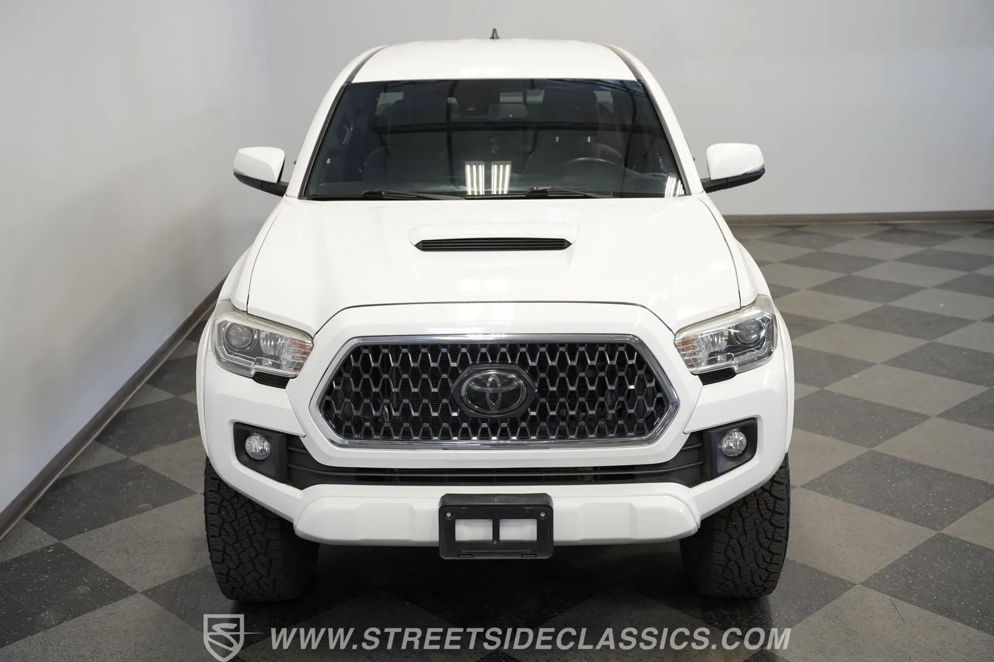 2018 Toyota Tacoma TRD Sport