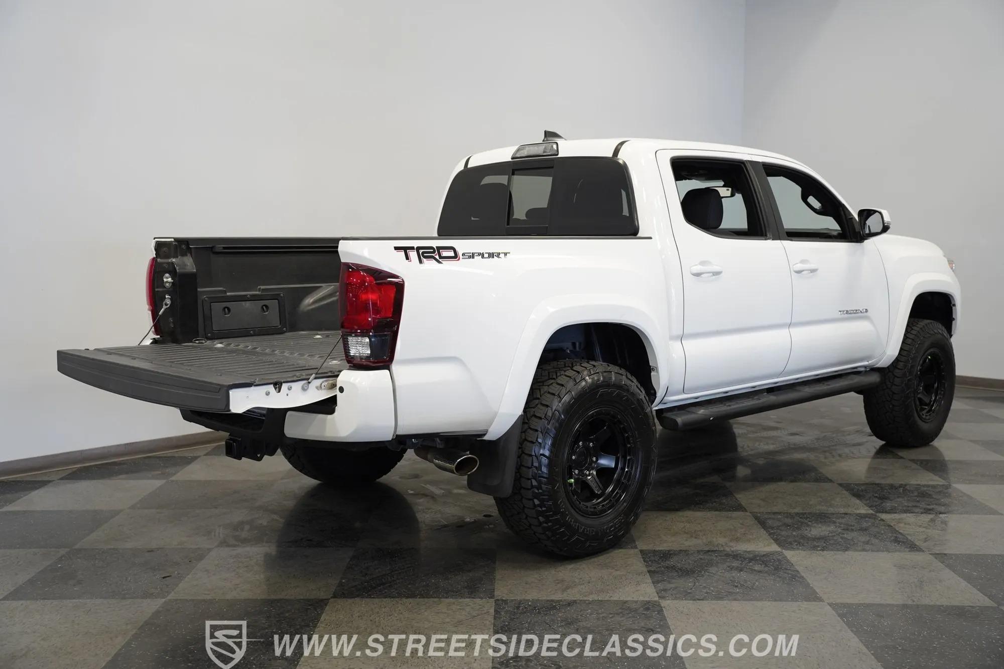 2018 Toyota Tacoma TRD Sport