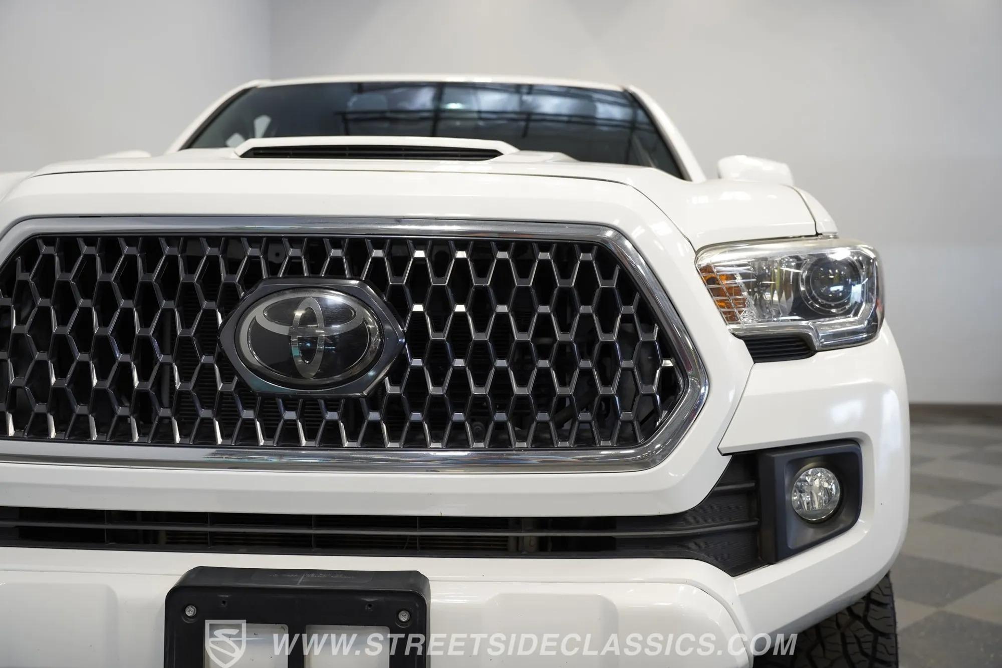 2018 Toyota Tacoma TRD Sport