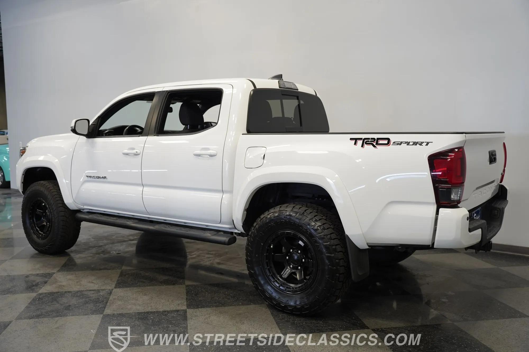 2018 Toyota Tacoma TRD Sport - 5