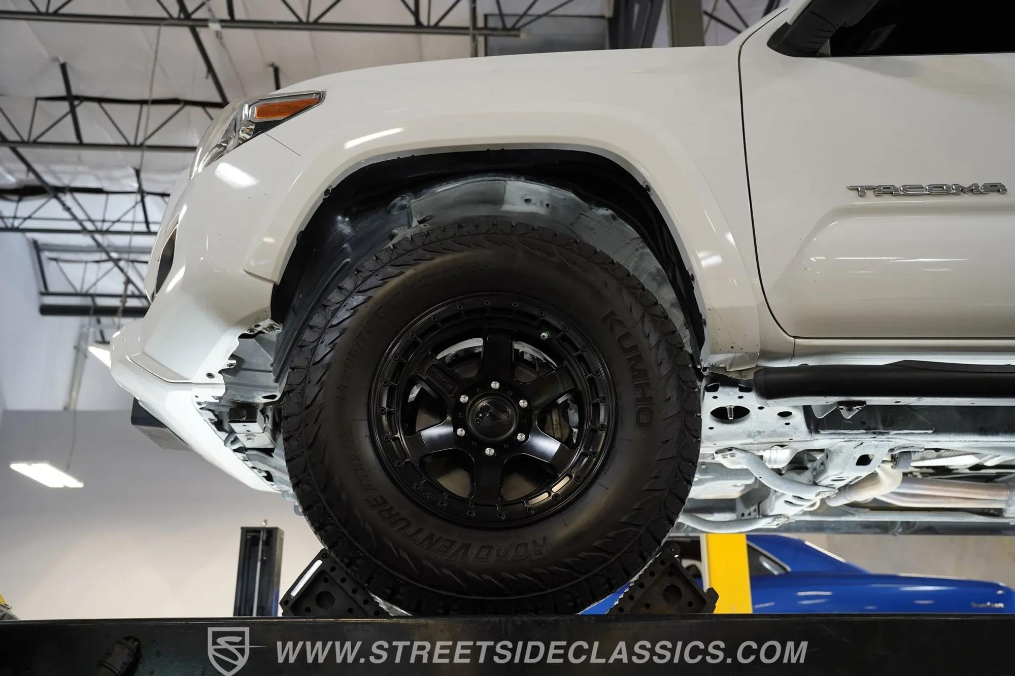 2018 Toyota Tacoma TRD Sport