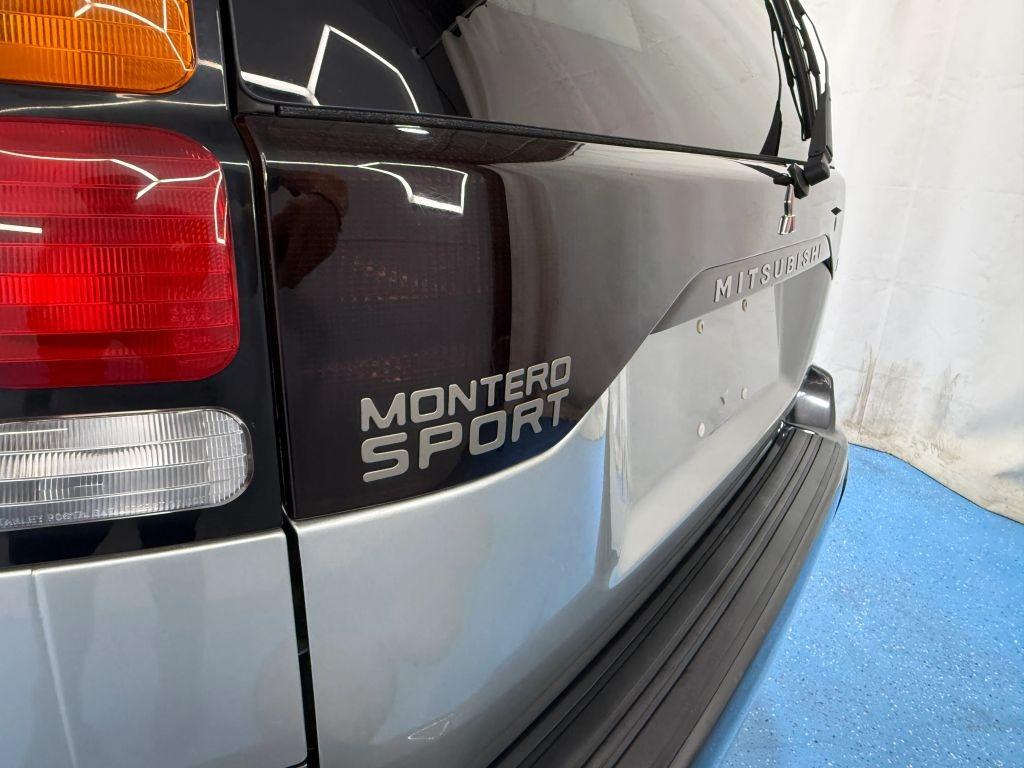 2000 Mitsubishi Montero Sport