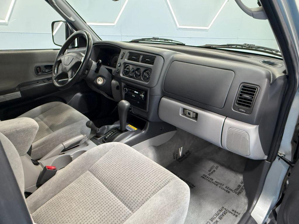 2000 Mitsubishi Montero Sport