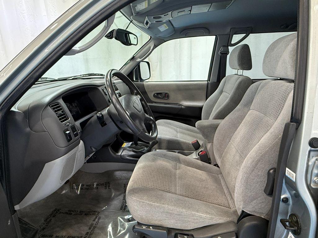 2000 Mitsubishi Montero Sport