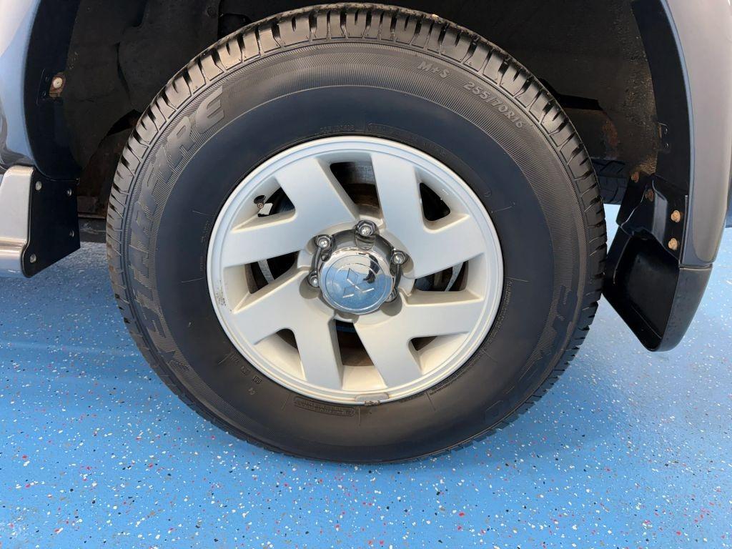 2000 Mitsubishi Montero Sport