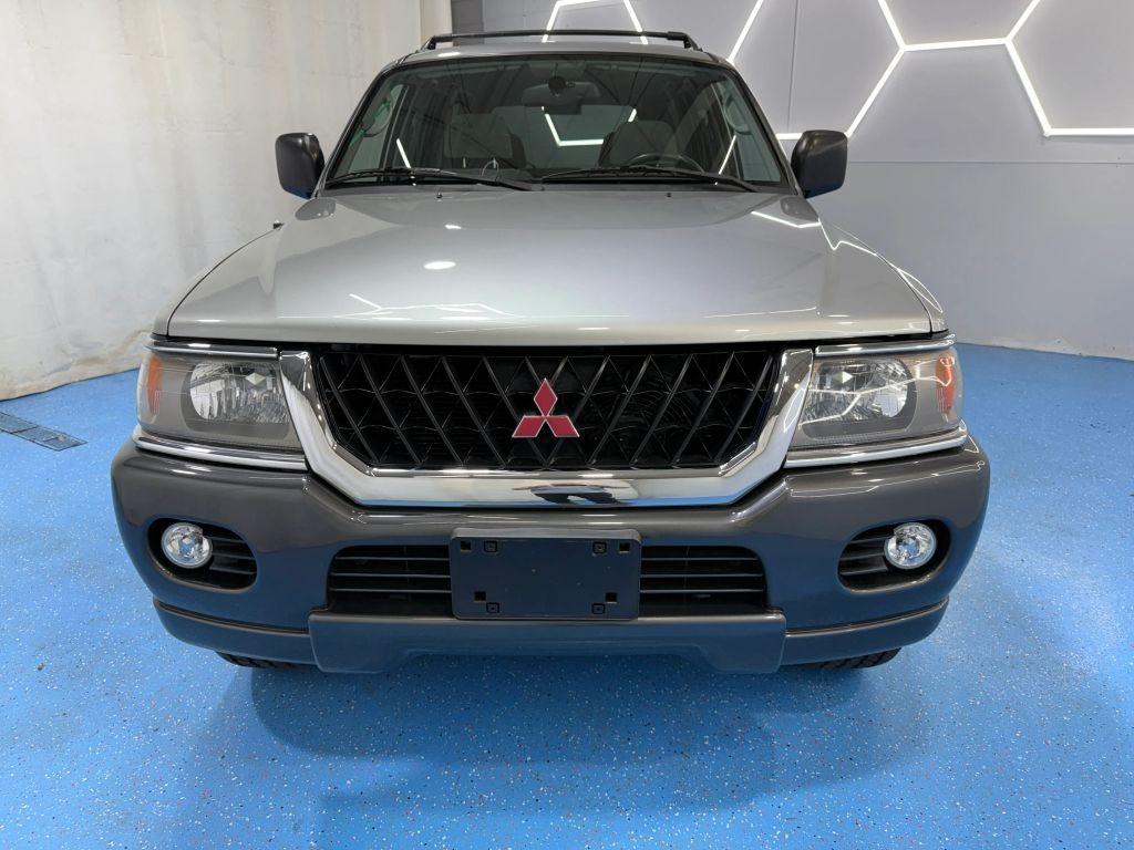 2000 Mitsubishi Montero Sport - 3