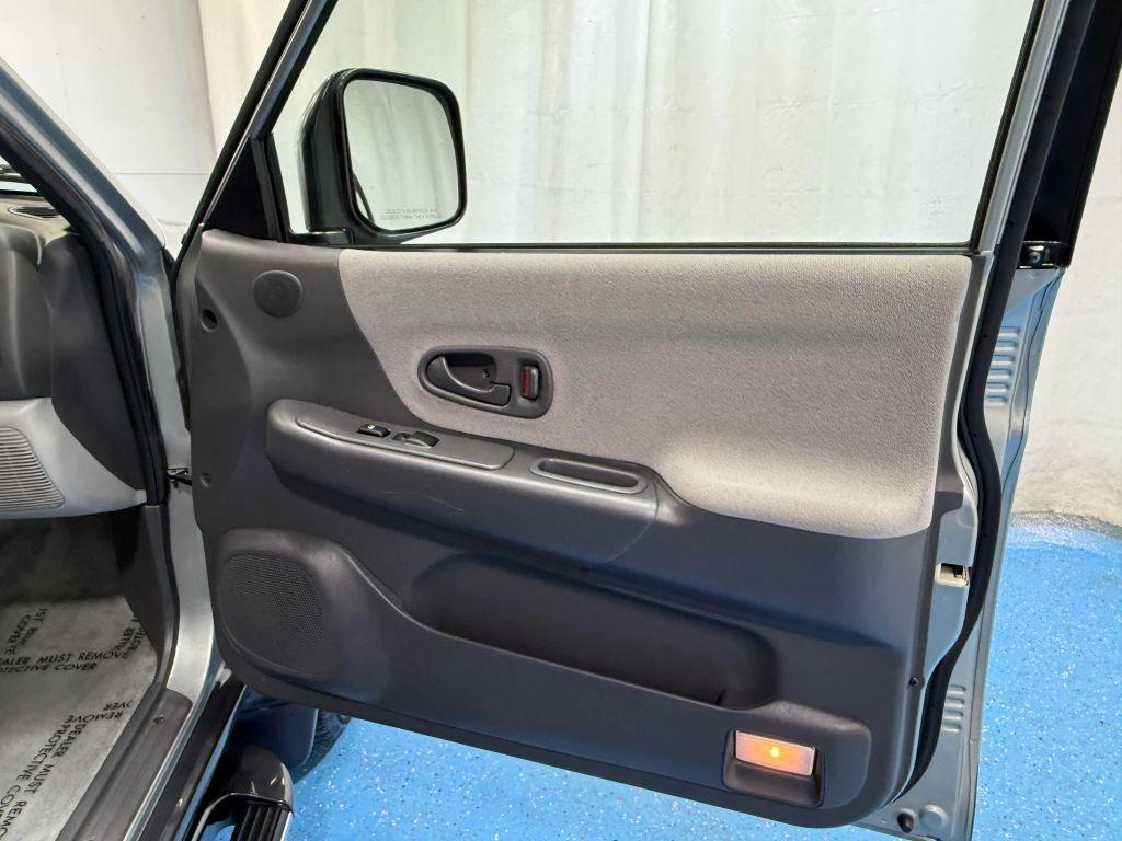 2000 Mitsubishi Montero Sport