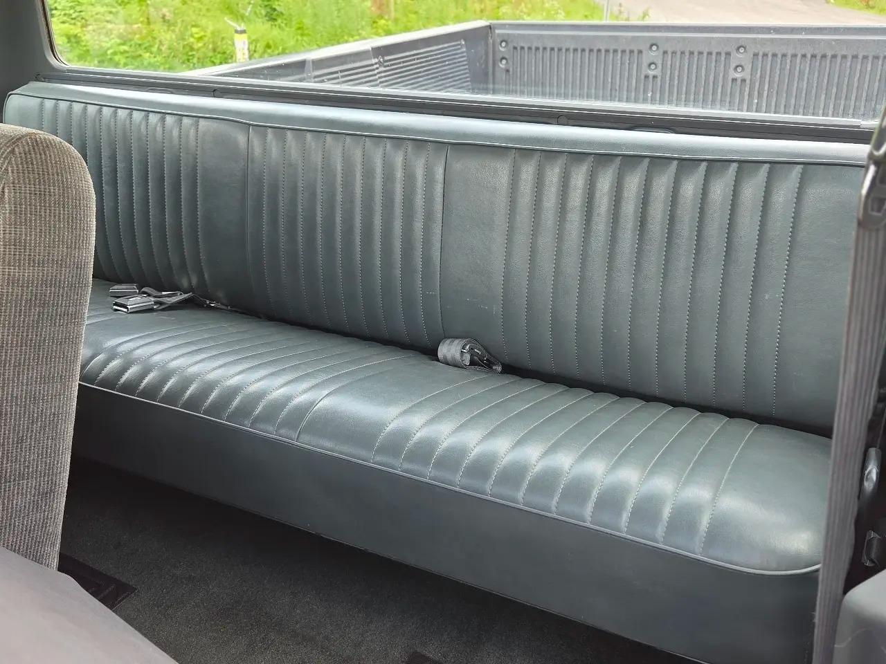 1989 Ford F-150 XLT Lariat