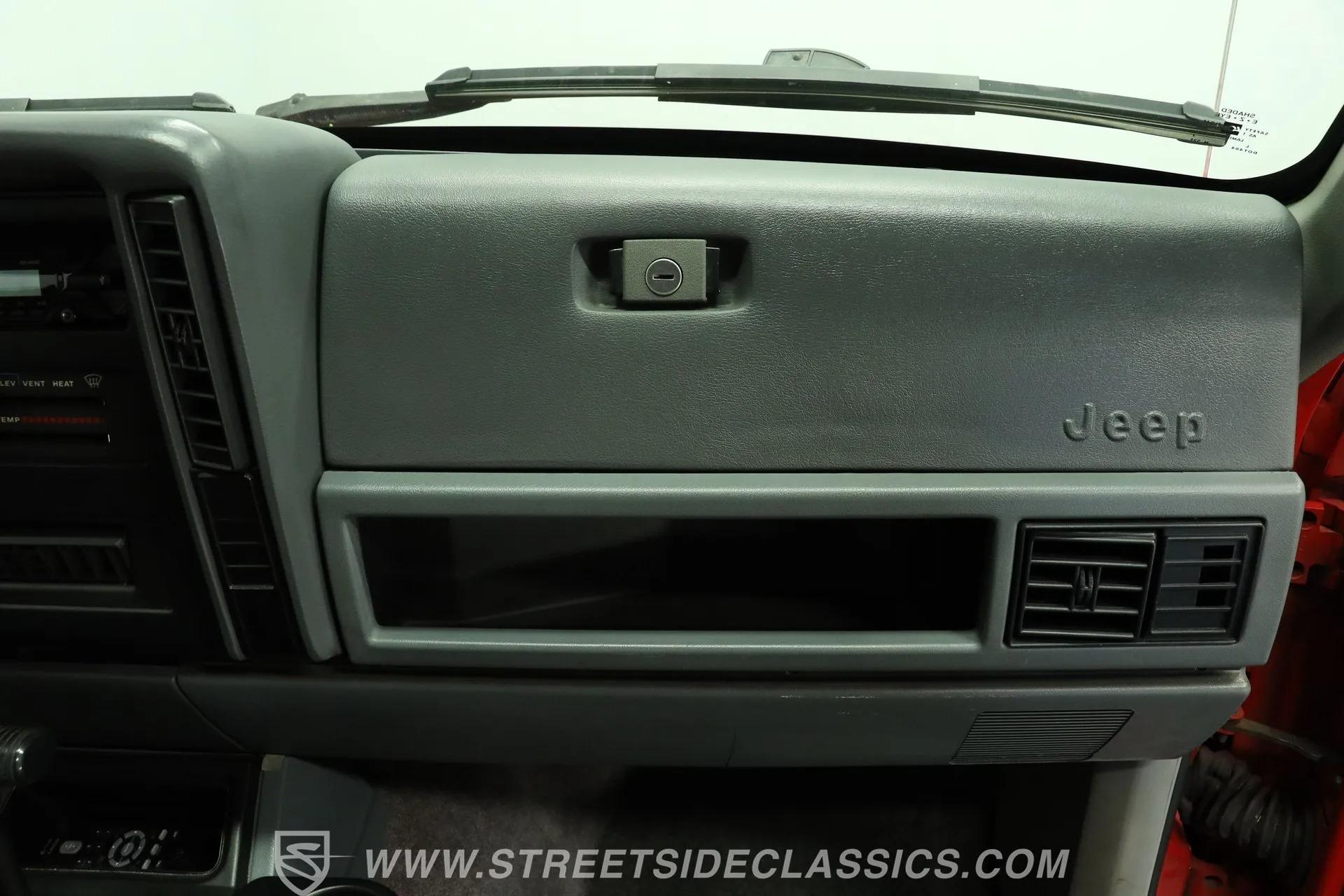 1995 Jeep Cherokee Sport