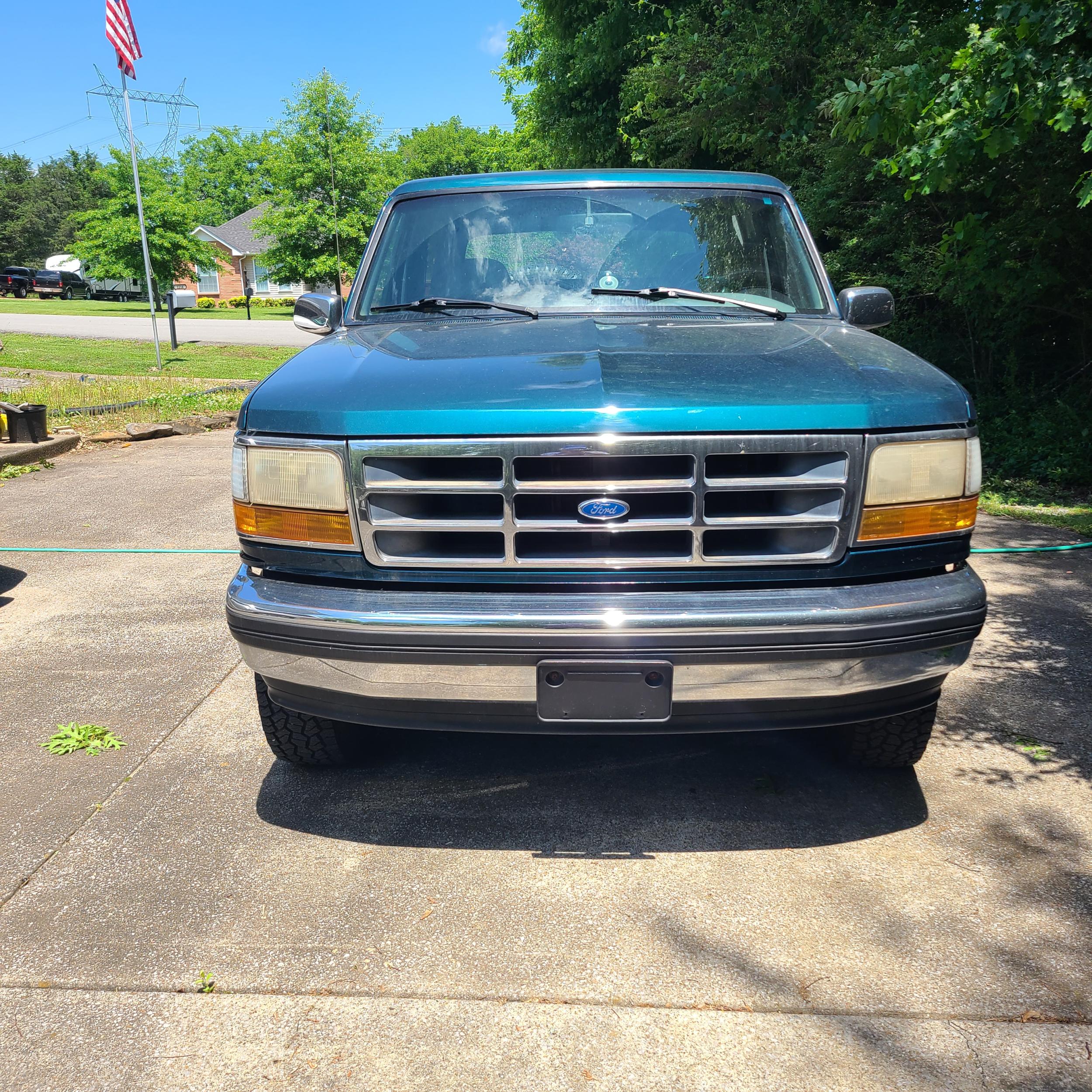 1994 Ford Bronco XLT - 2