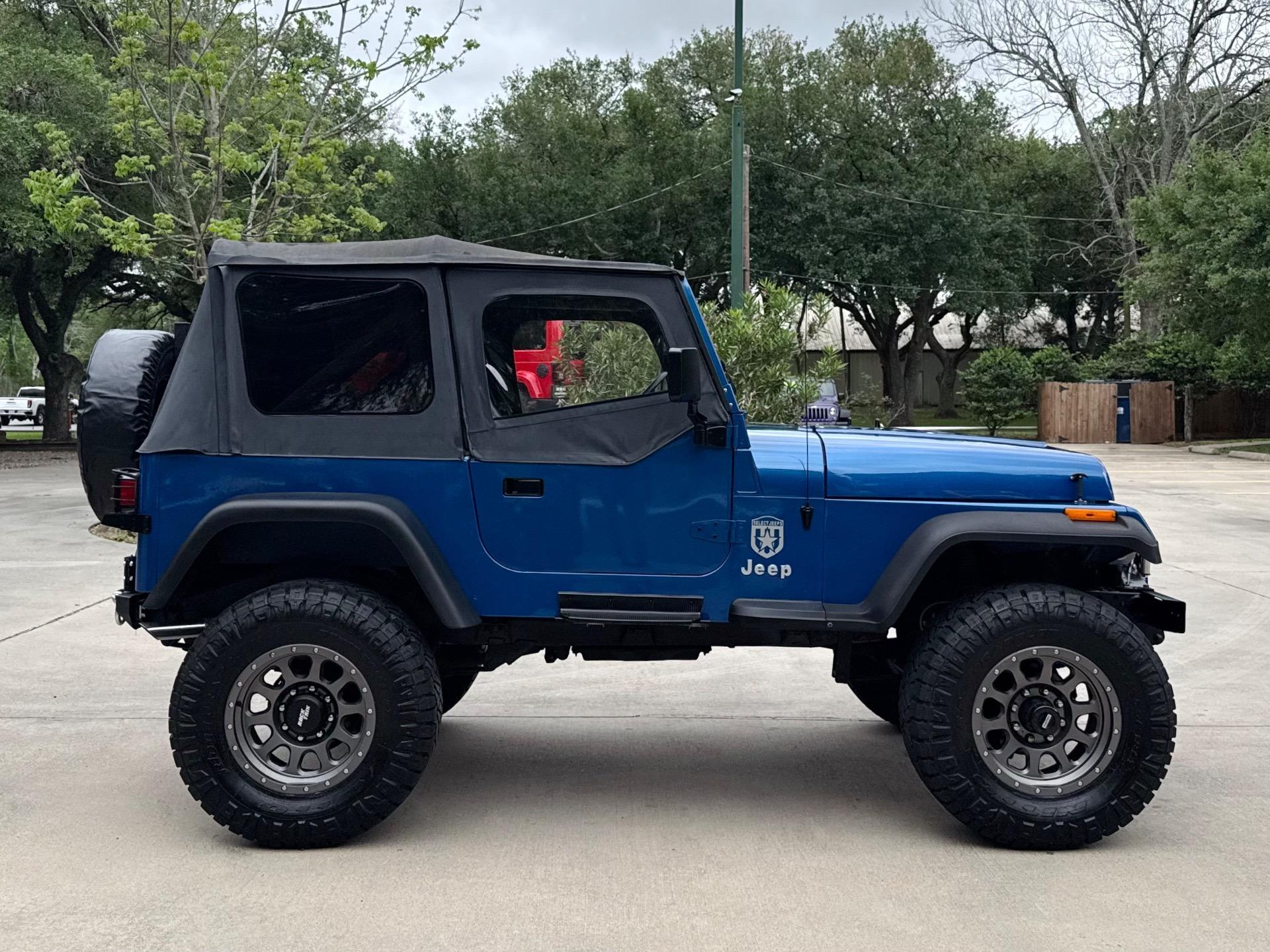 V8-Powered 1991 Jeep Wrangler Islander