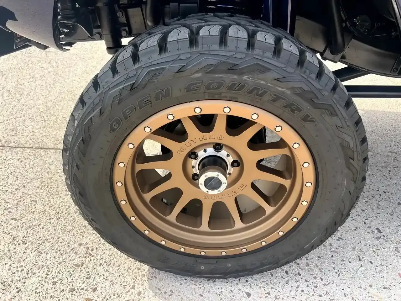 Frame-Off Restored 1974 Ford Bronco