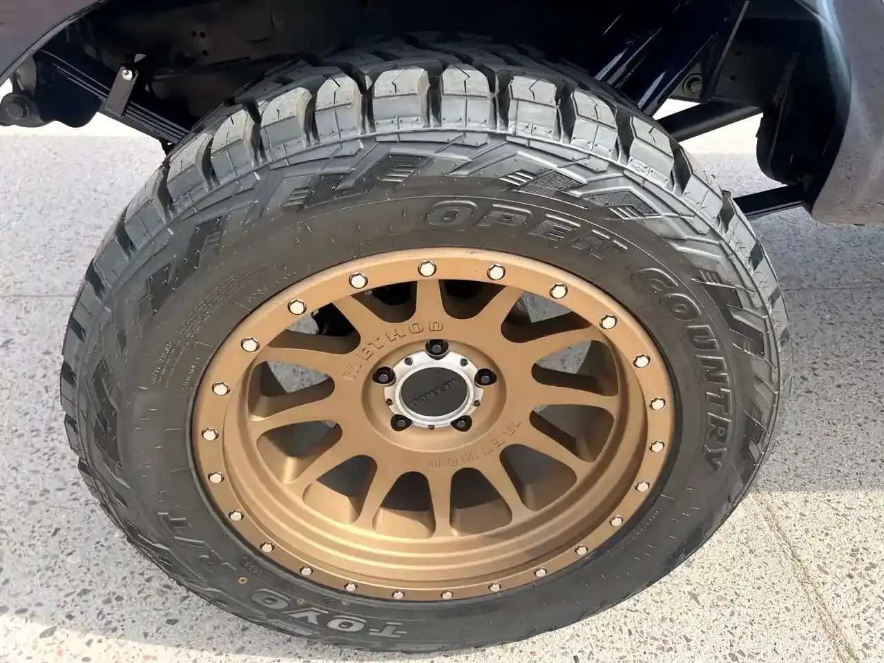Frame-Off Restored 1974 Ford Bronco