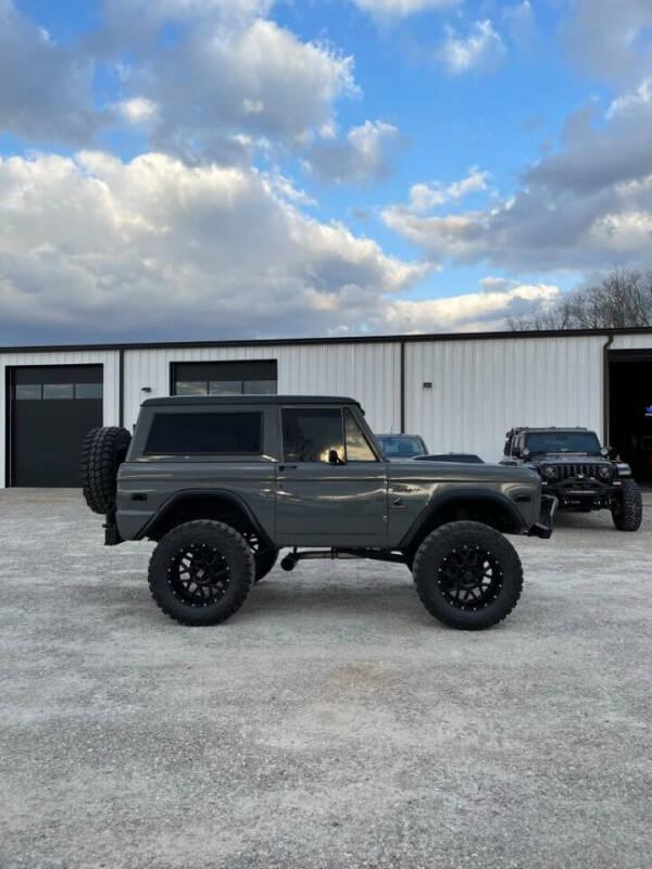1974 Ford Bronco Restomod