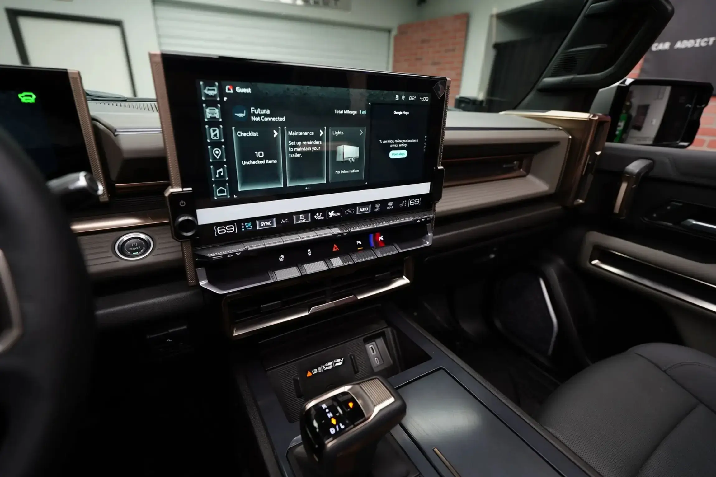 2024 GMC Hummer EV 3X Lunar Edition