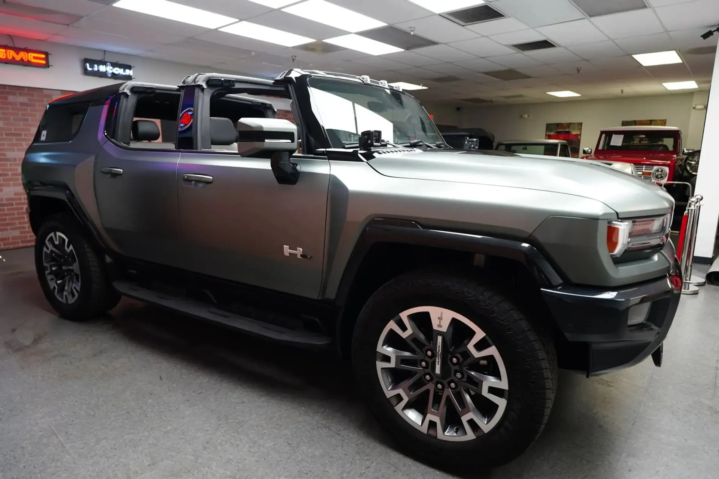 2024 GMC Hummer EV 3X Lunar Edition