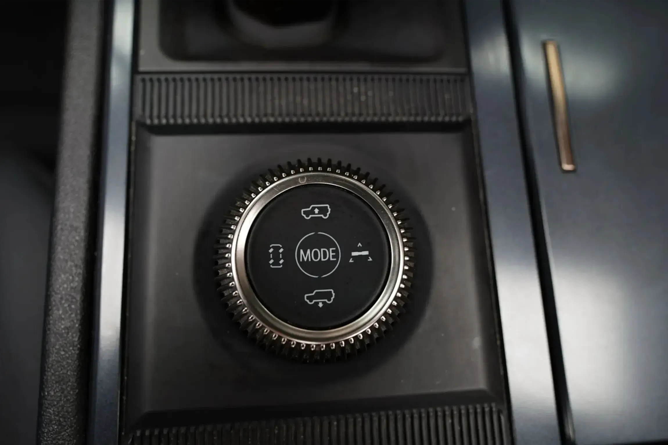 2024 GMC Hummer EV 3X Lunar Edition