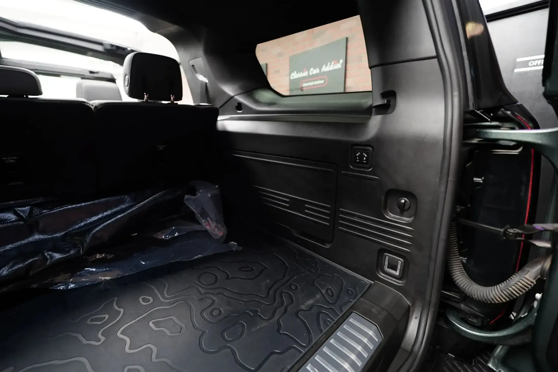 2024 GMC Hummer EV 3X Lunar Edition