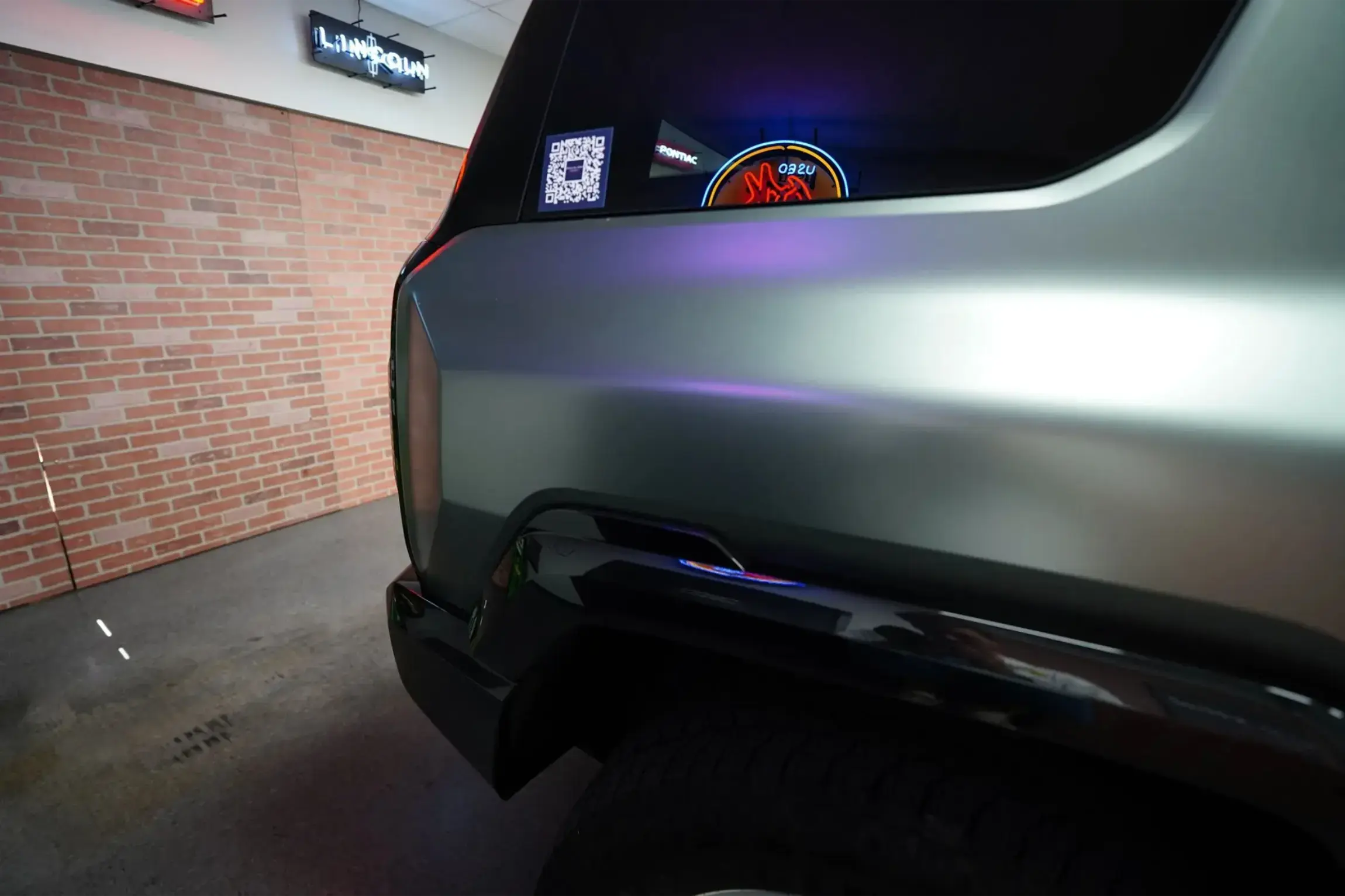 2024 GMC Hummer EV 3X Lunar Edition