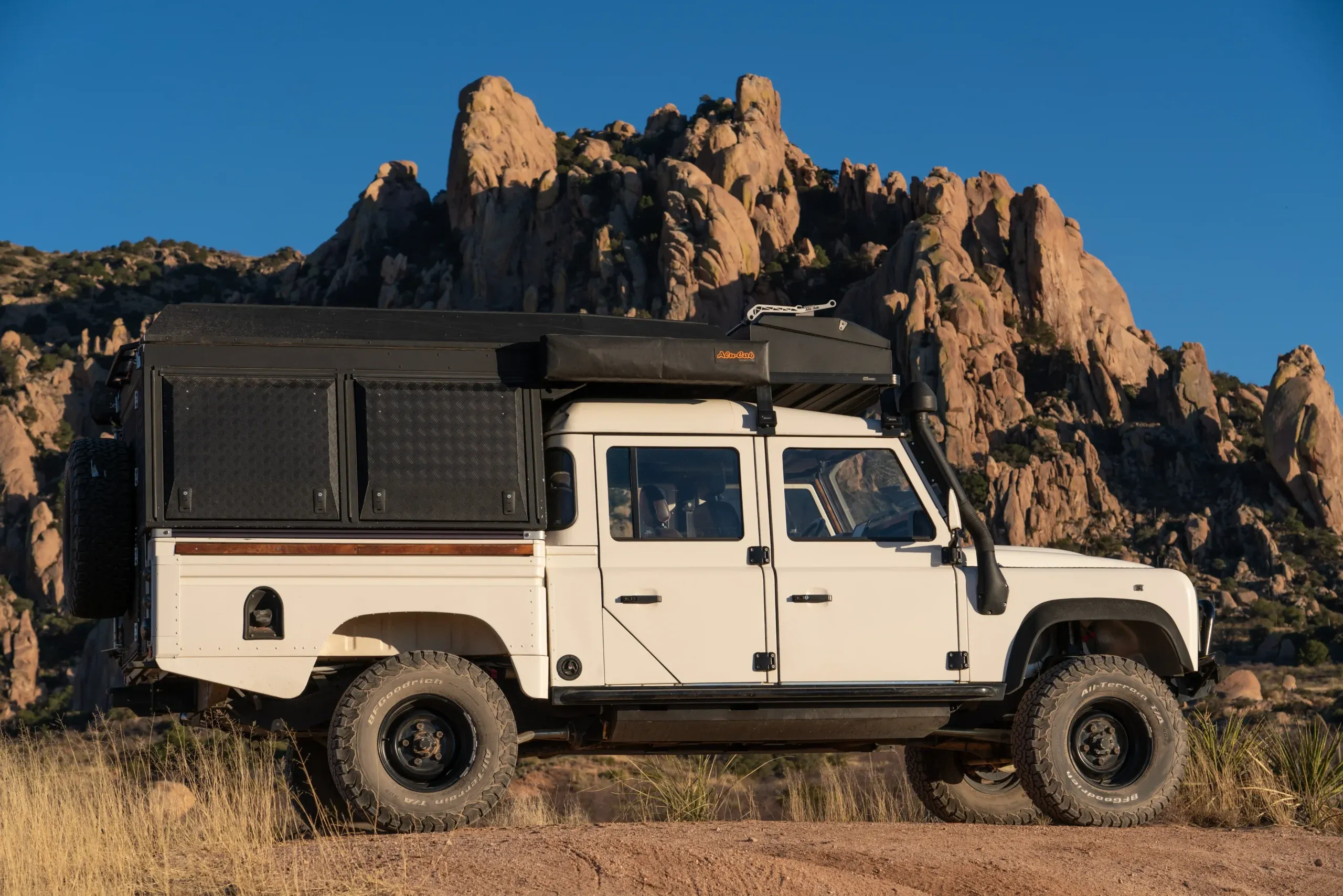 1994 Land Rover Defender 130 Expedition Build